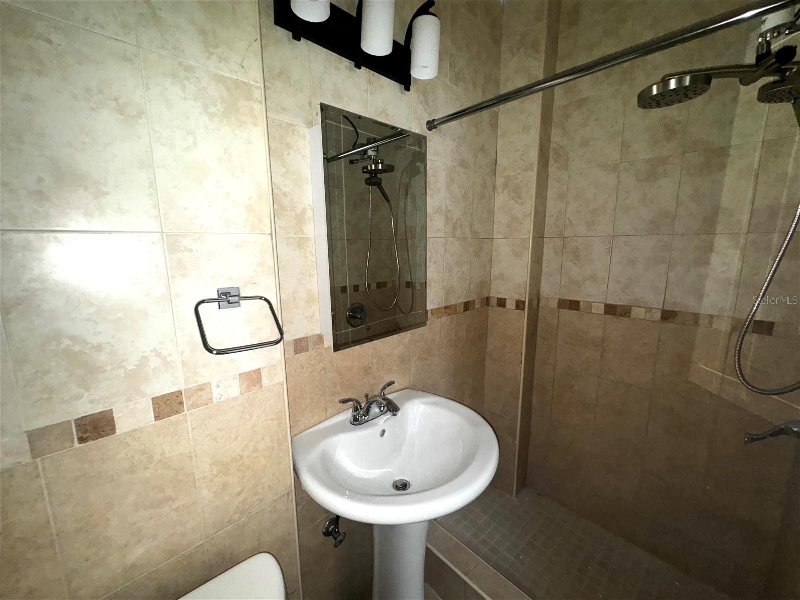 SE 981 1 St. REPARTO METROPOLITANO #APT #1