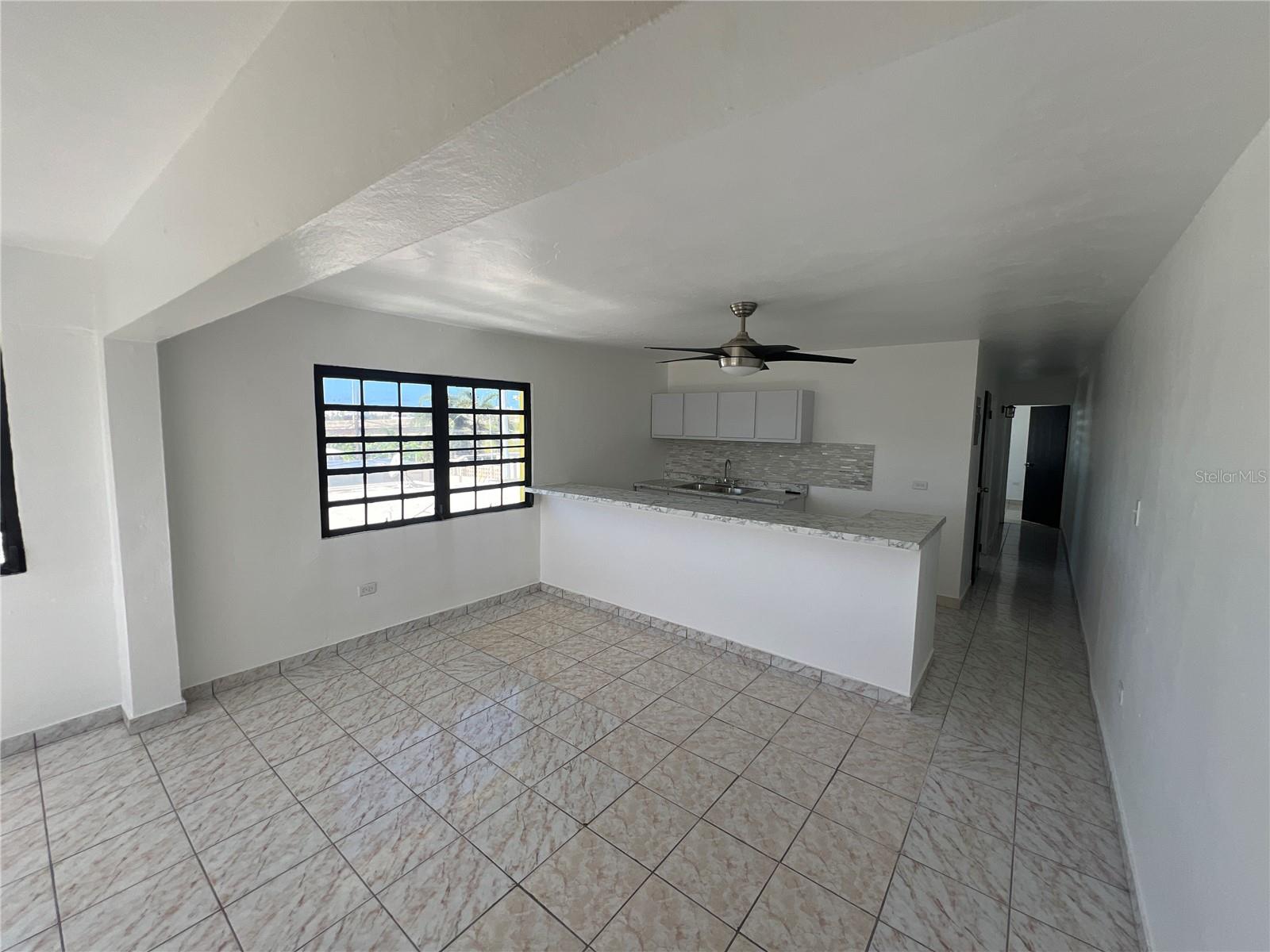 ACUARIO ST. LOS ANGELES ##54 APT. #1