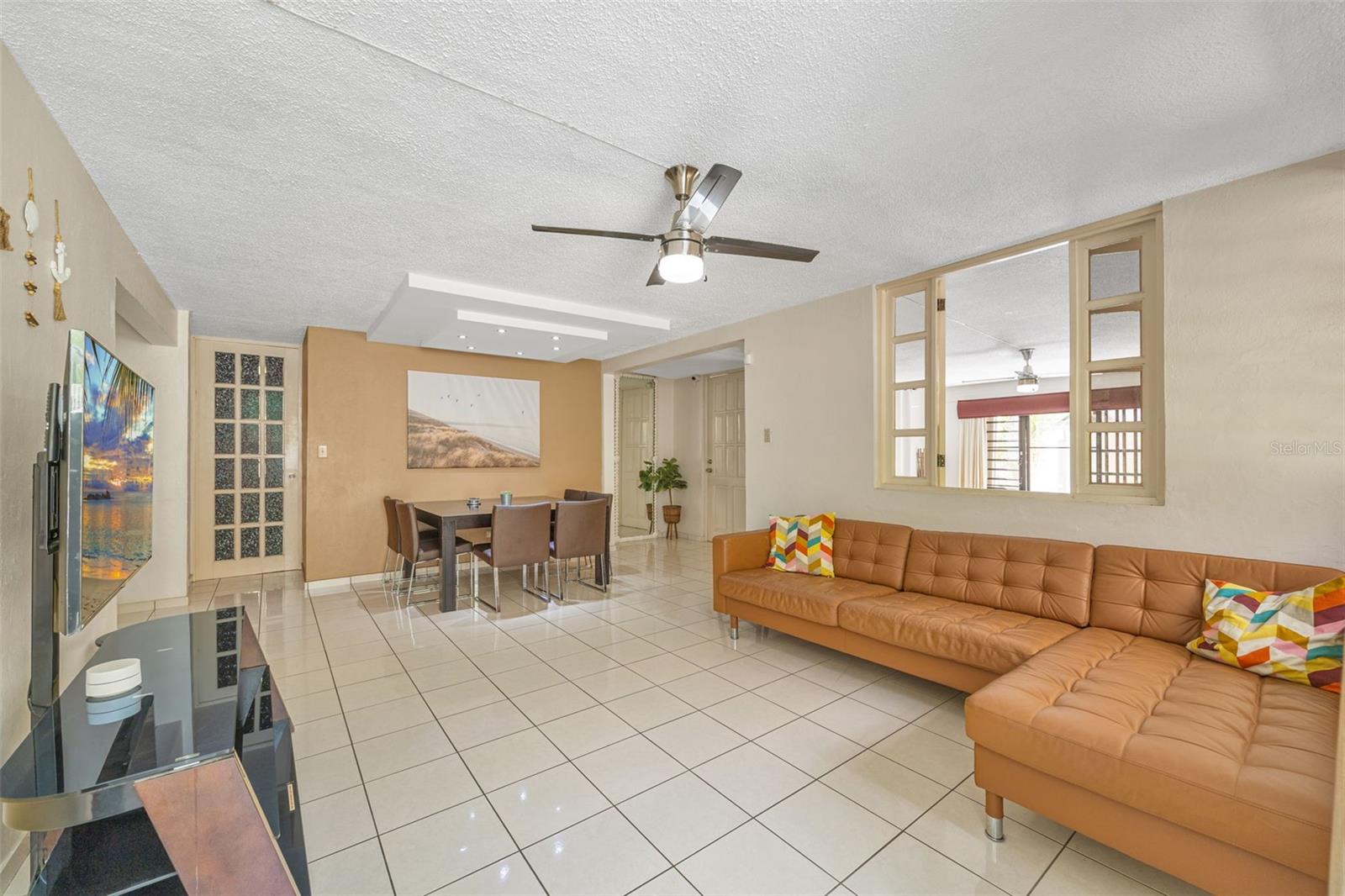 SARAGOZA ST. URB. VILLA ESPAÑA #D-84