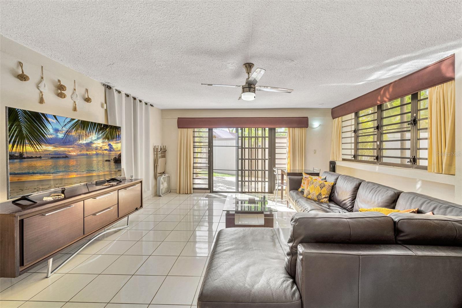 SARAGOZA ST. URB. VILLA ESPAÑA #D-84