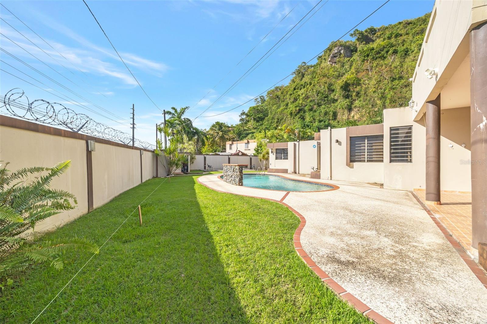 SARAGOZA ST. URB. VILLA ESPAÑA #D-84