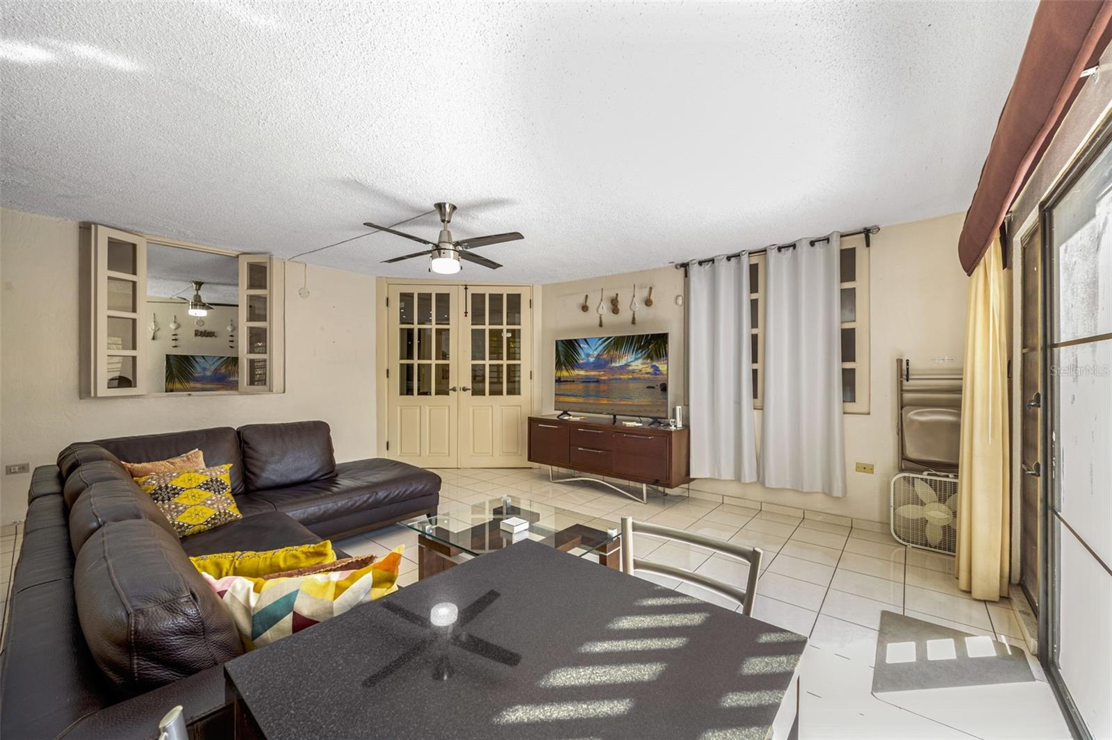 SARAGOZA ST. URB. VILLA ESPAÑA #D-84