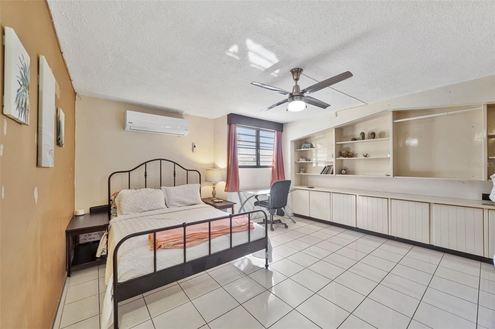 SARAGOZA ST. URB. VILLA ESPAÑA #D-84