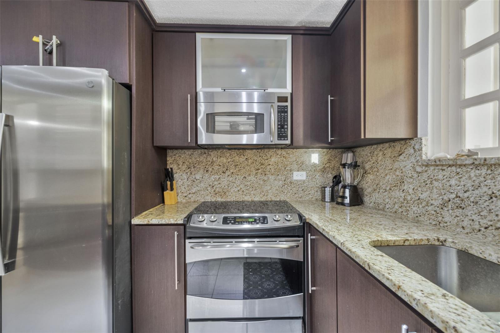 SARAGOZA ST. URB. VILLA ESPAÑA #D-84