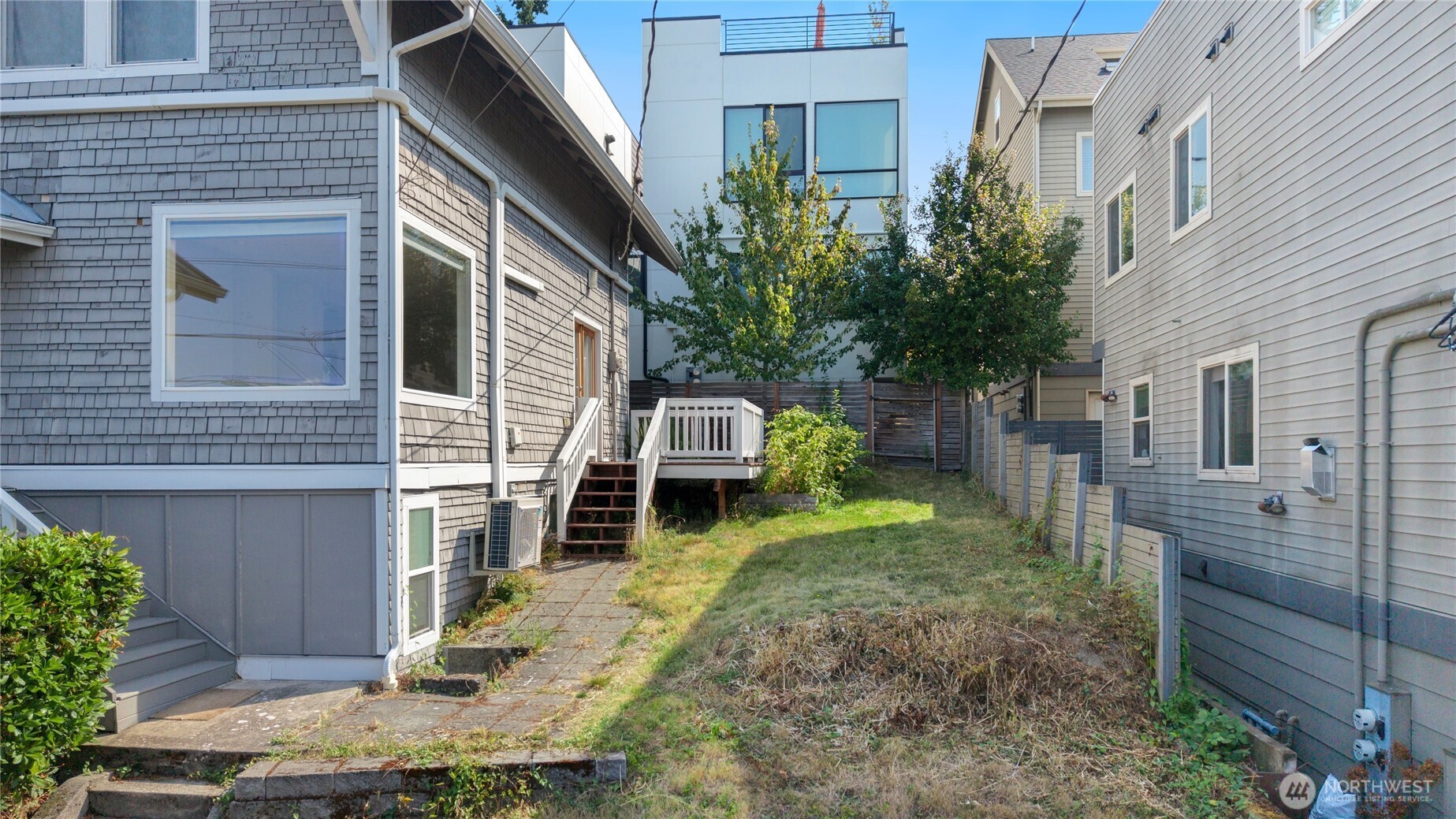 2816 4th Avenue W