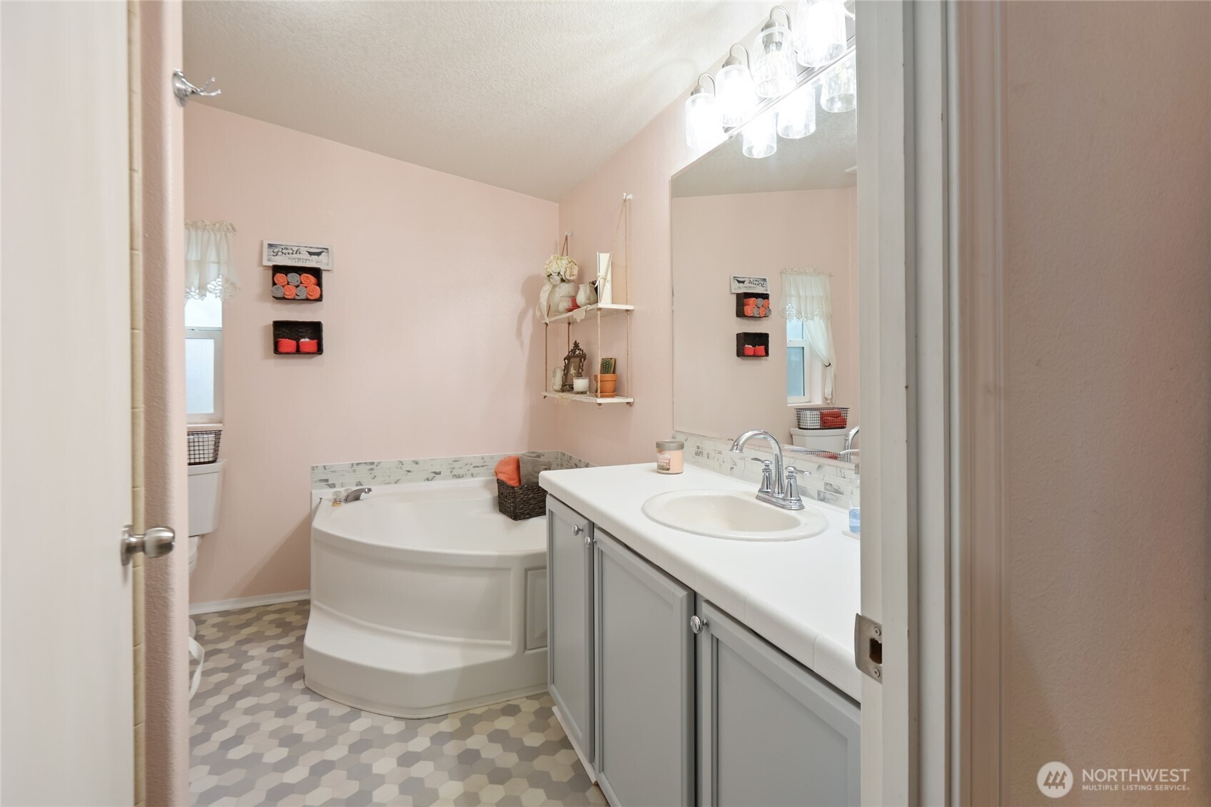 6509 176th Avenue SW