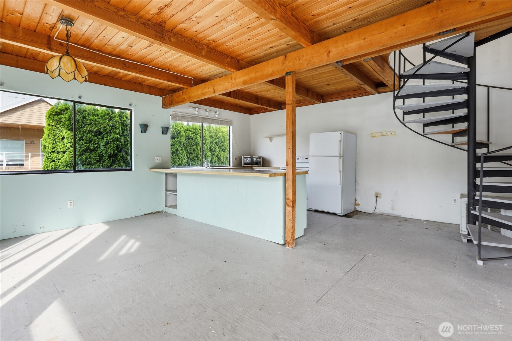 513 Riverview Drive