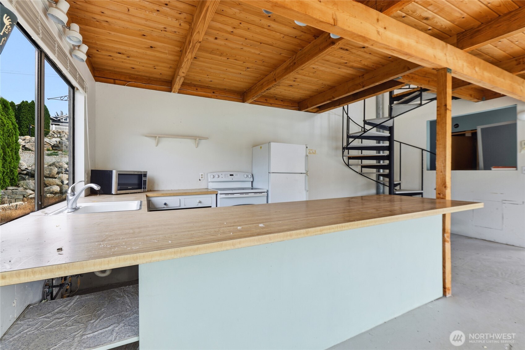 513 Riverview Drive