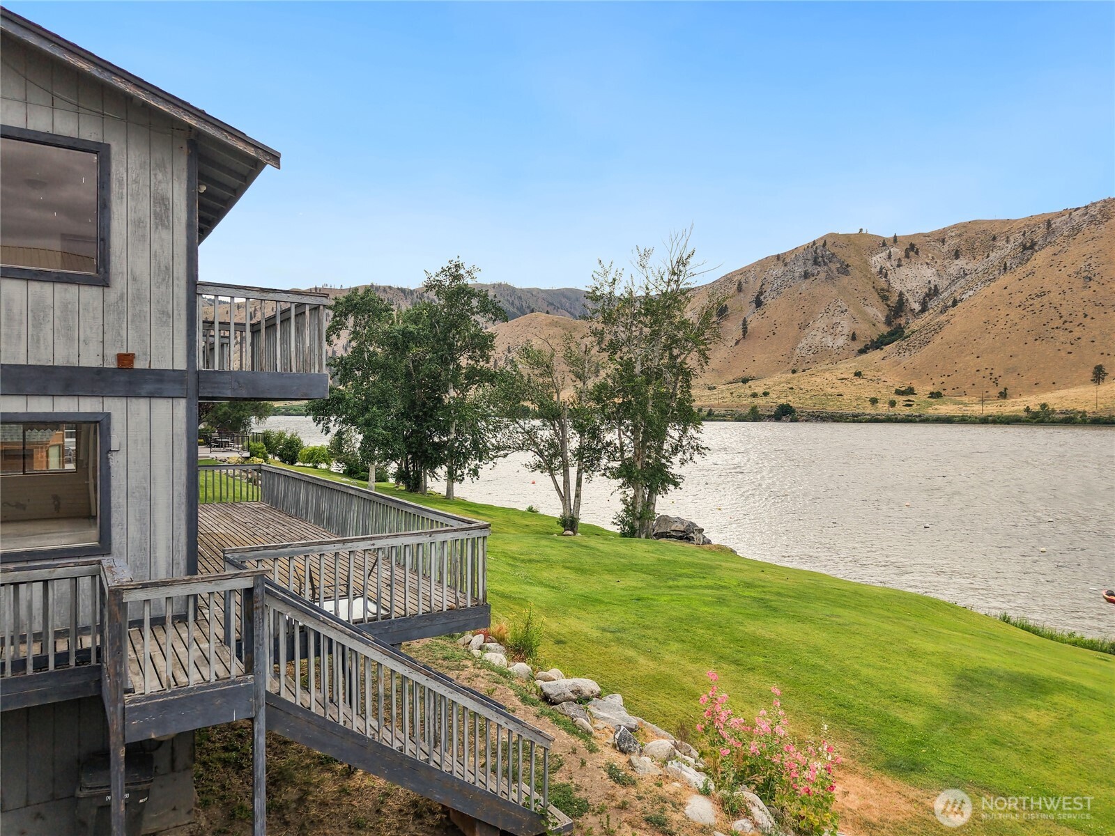 513 Riverview Drive