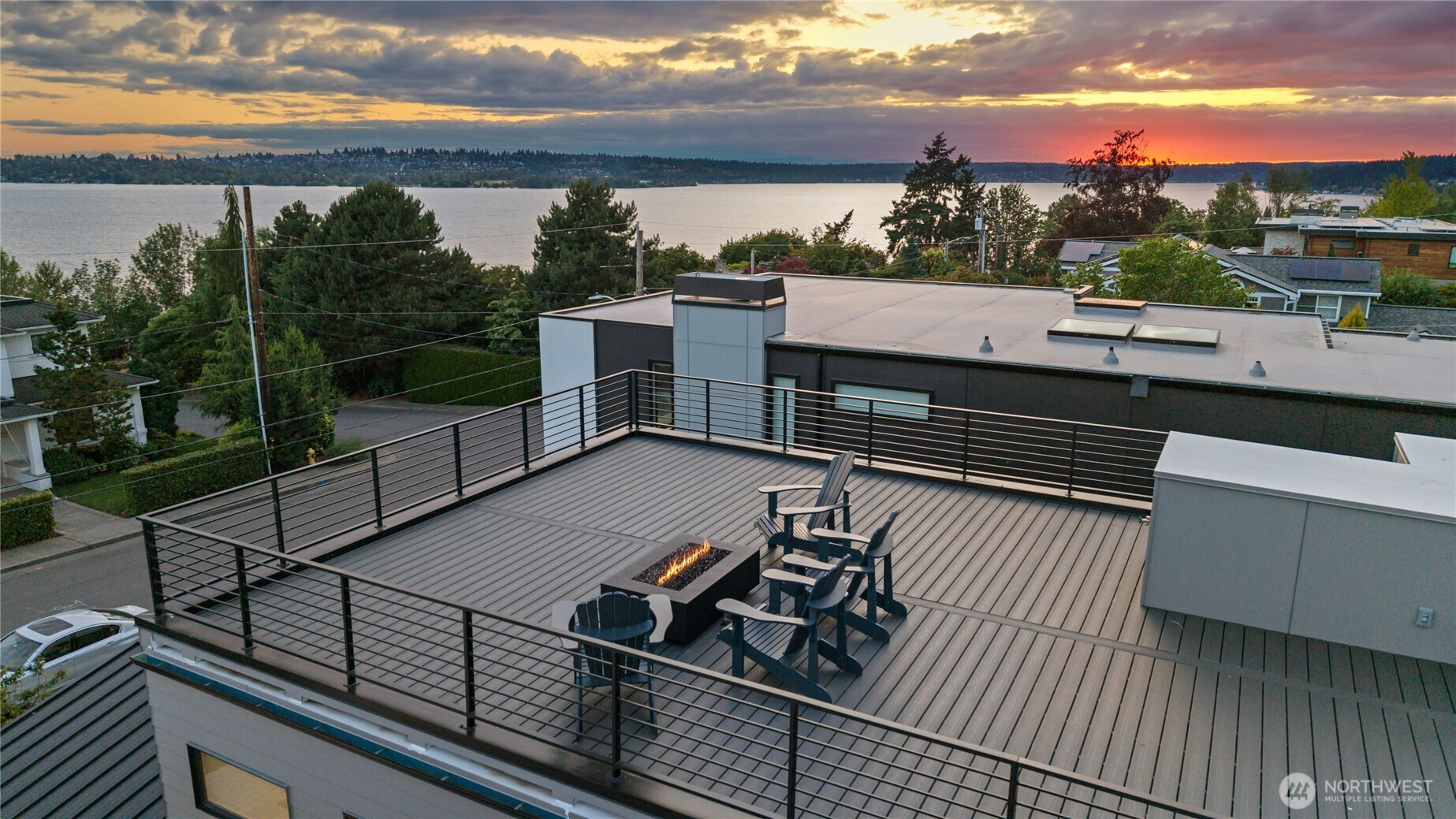 246 5th Avenue W