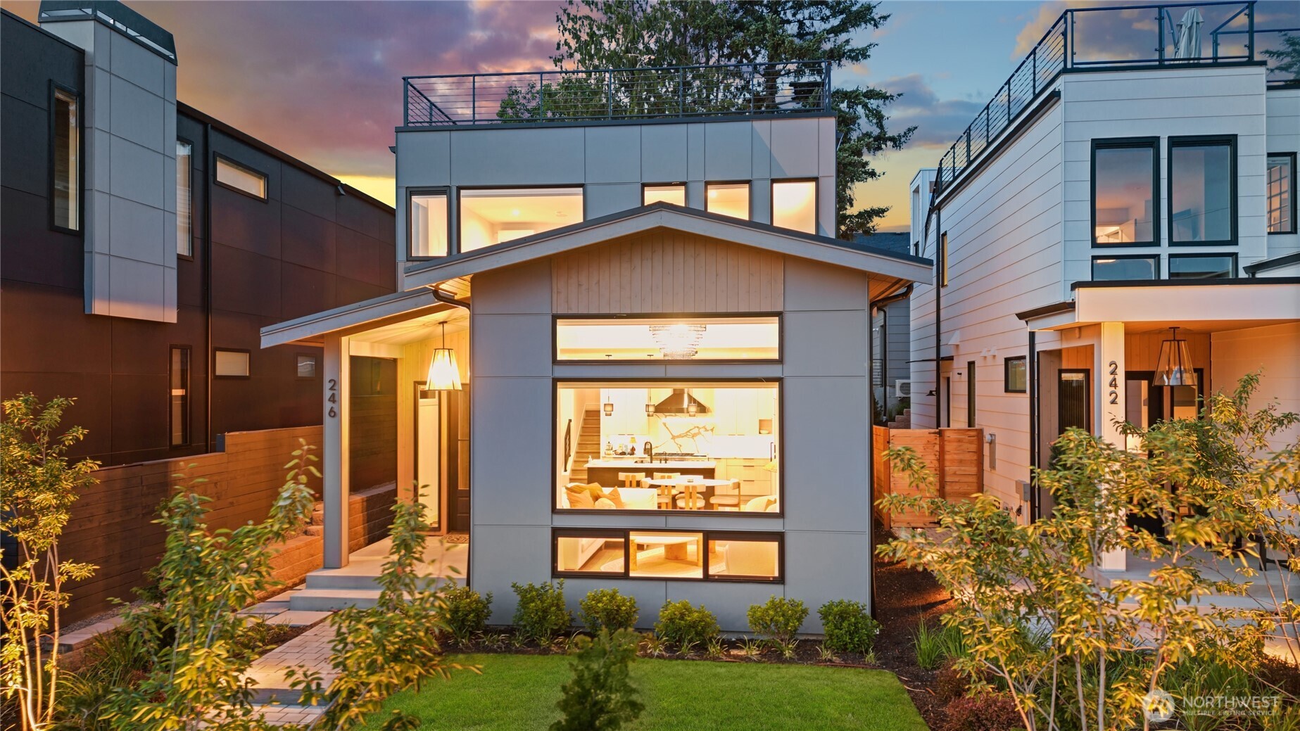 246 5th Avenue W