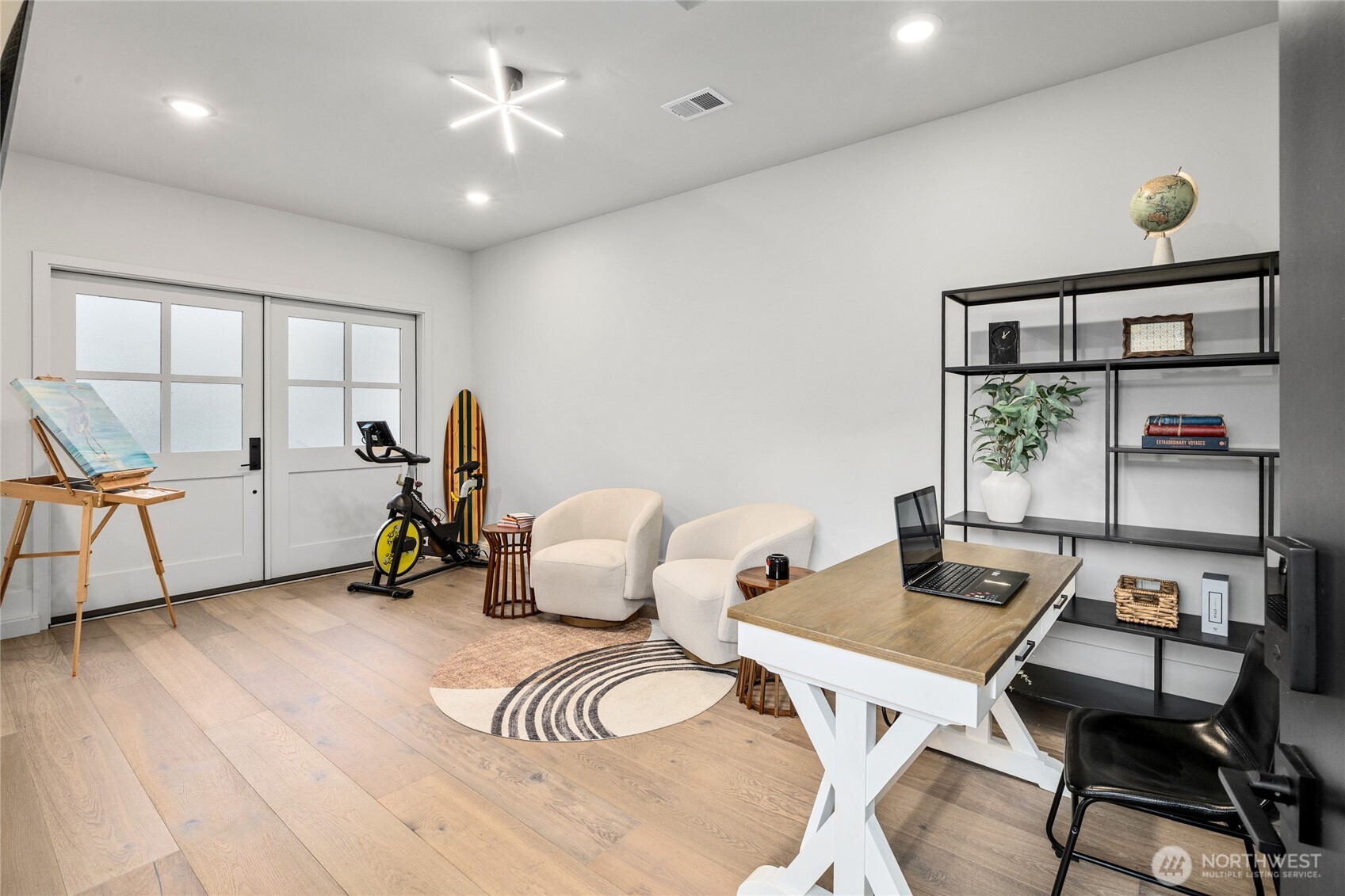 246 5th Avenue W