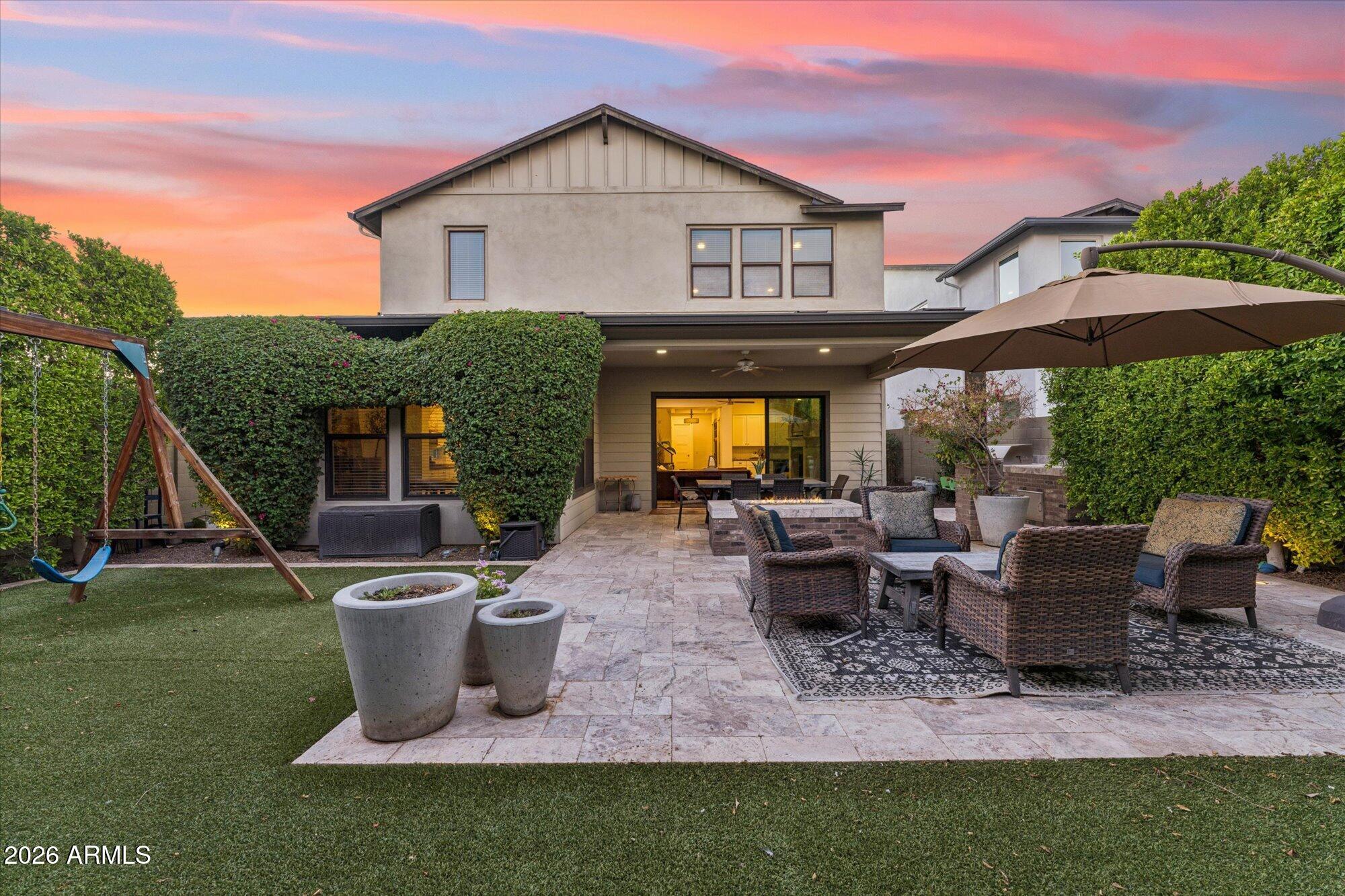 3829 E CRITTENDEN Lane