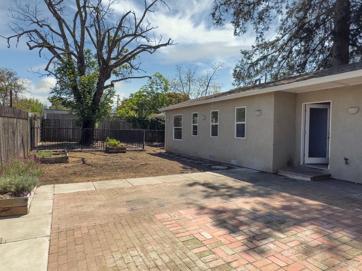 2148 S Terrace Drive