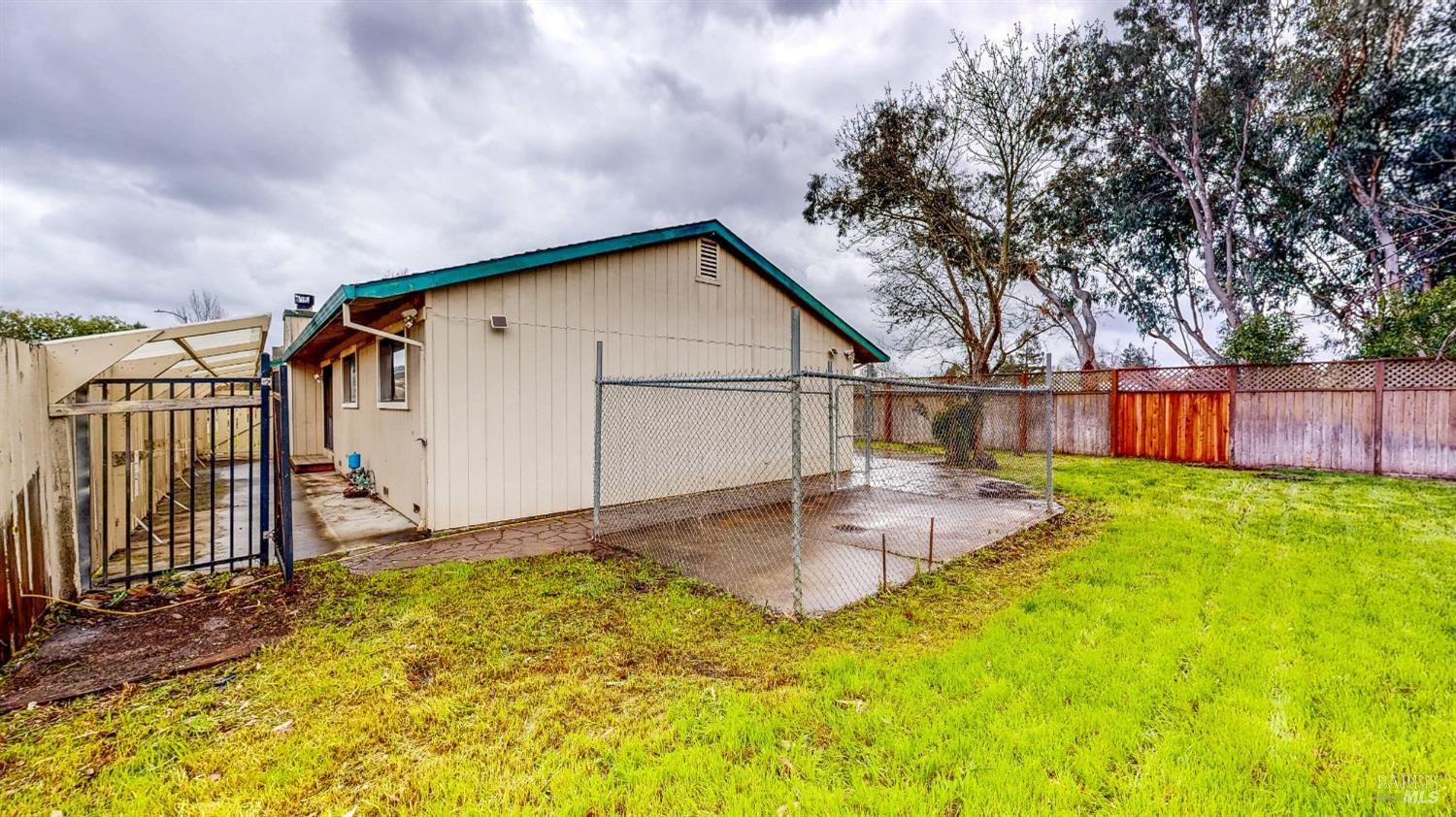 973 Acacia Lane
