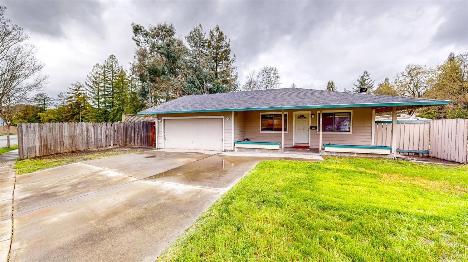 973 Acacia Lane