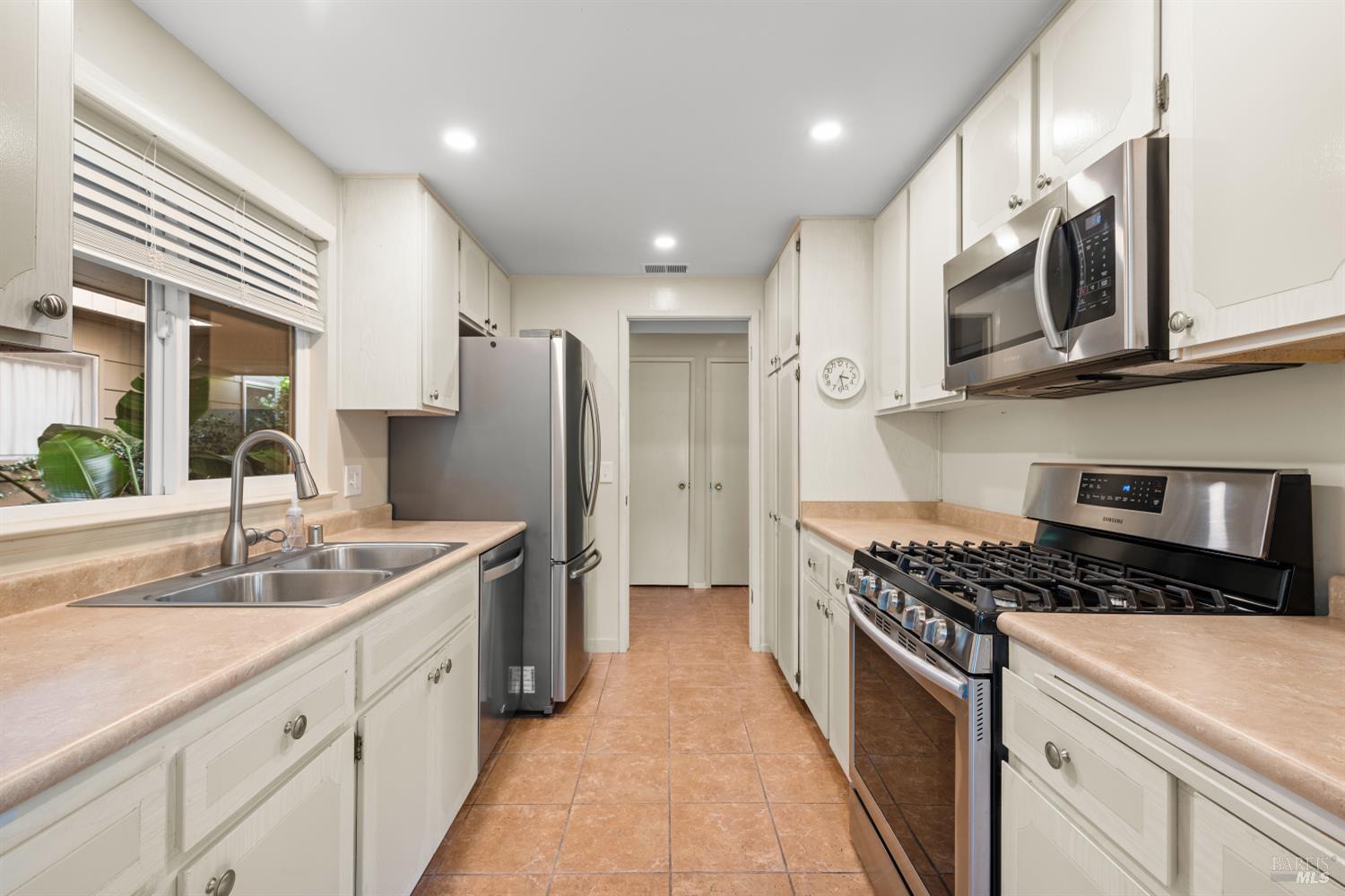 406 White Oak Drive