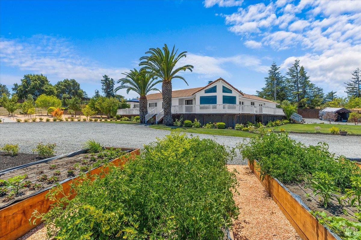 1660 Old Adobe Road