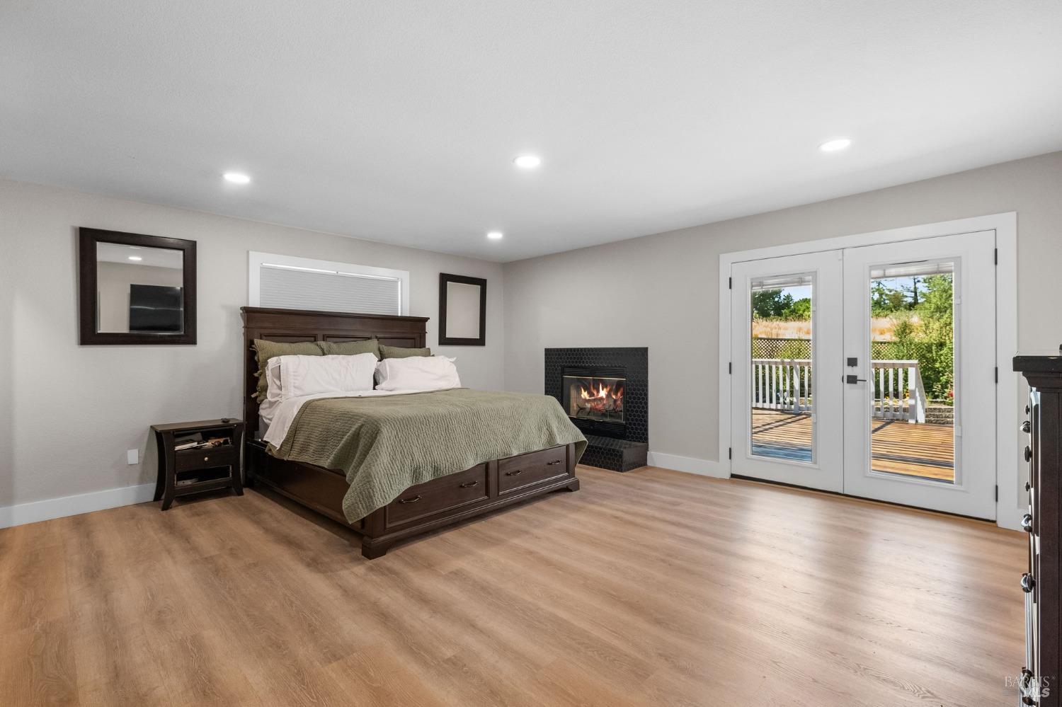 1660 Old Adobe Road