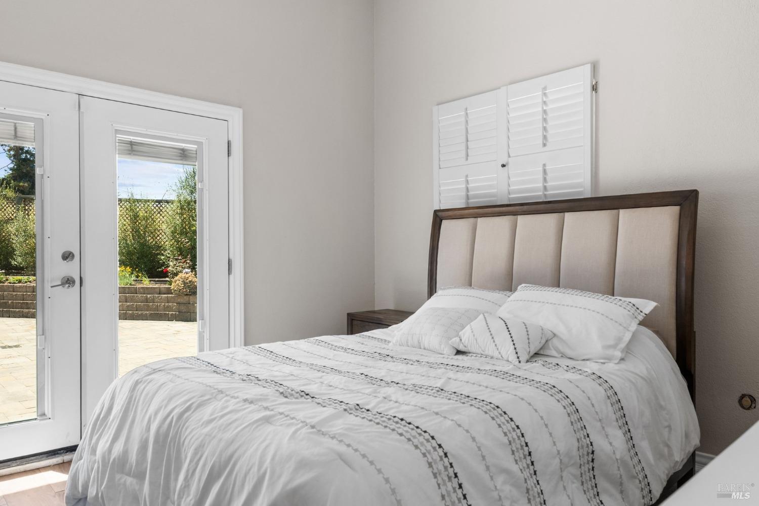 1660 Old Adobe Road