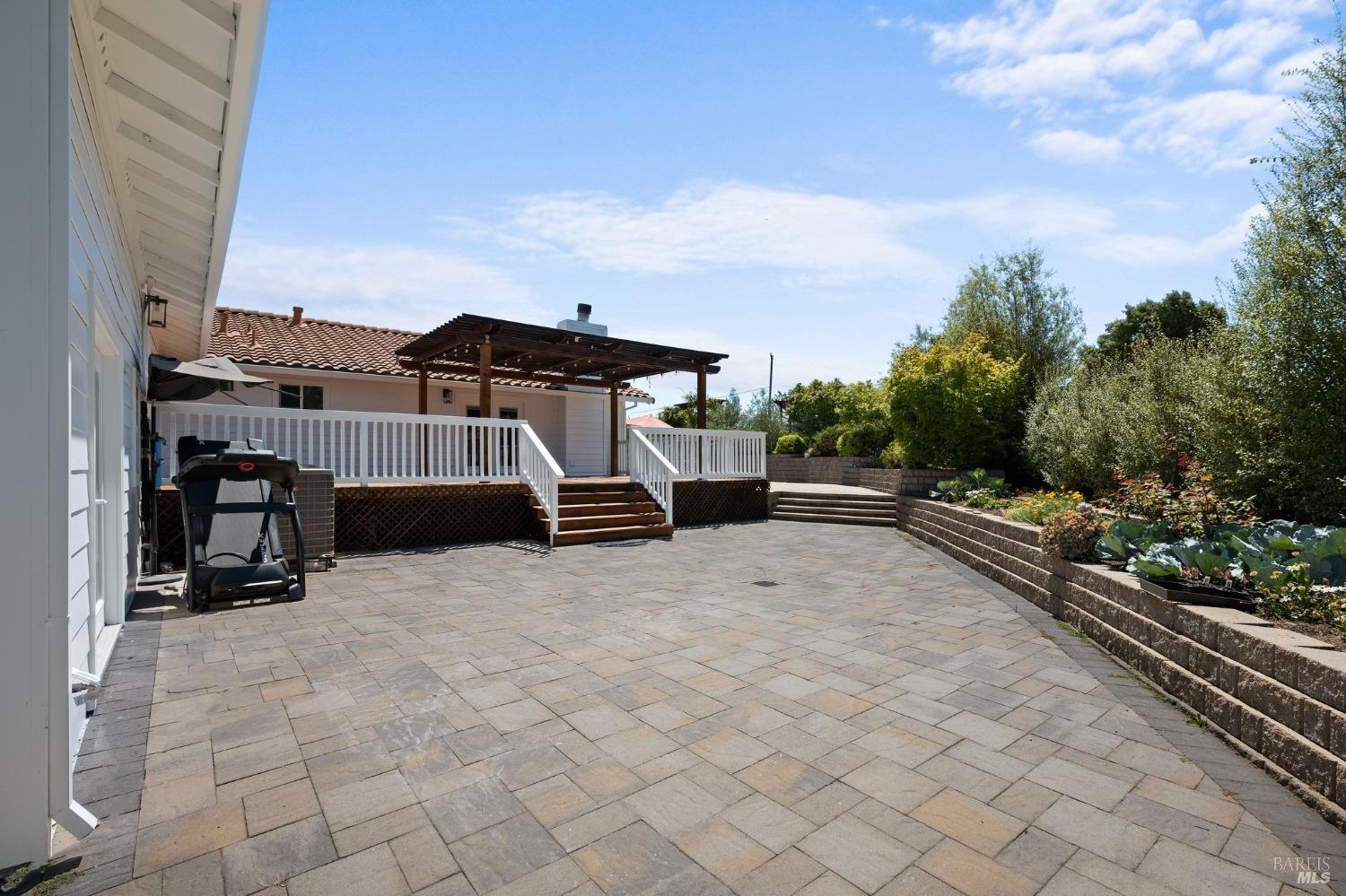 1660 Old Adobe Road