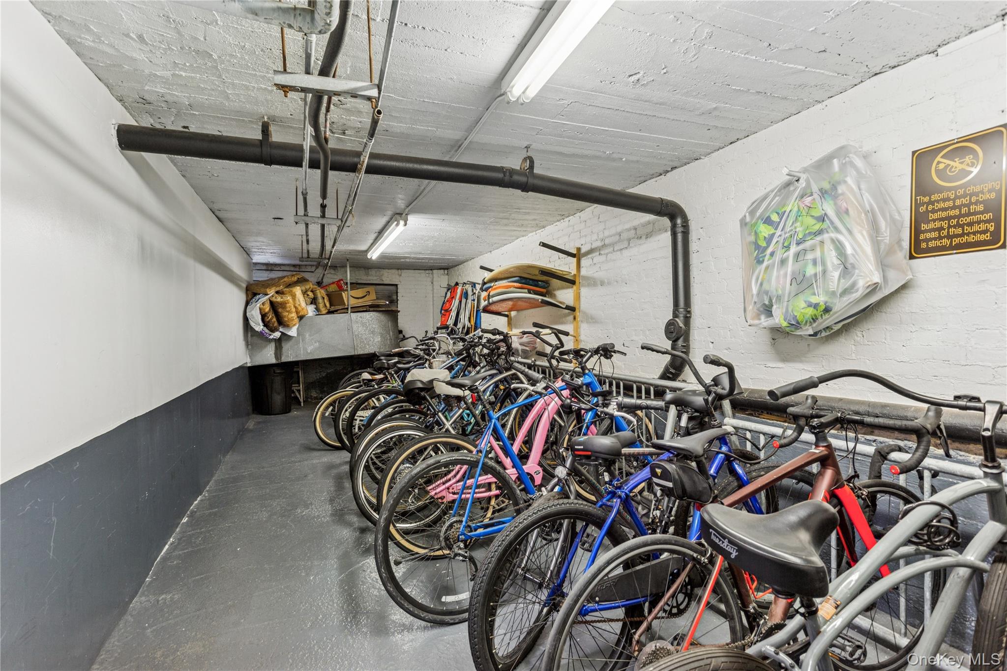 310 Riverside Boulevard Unit: 1H