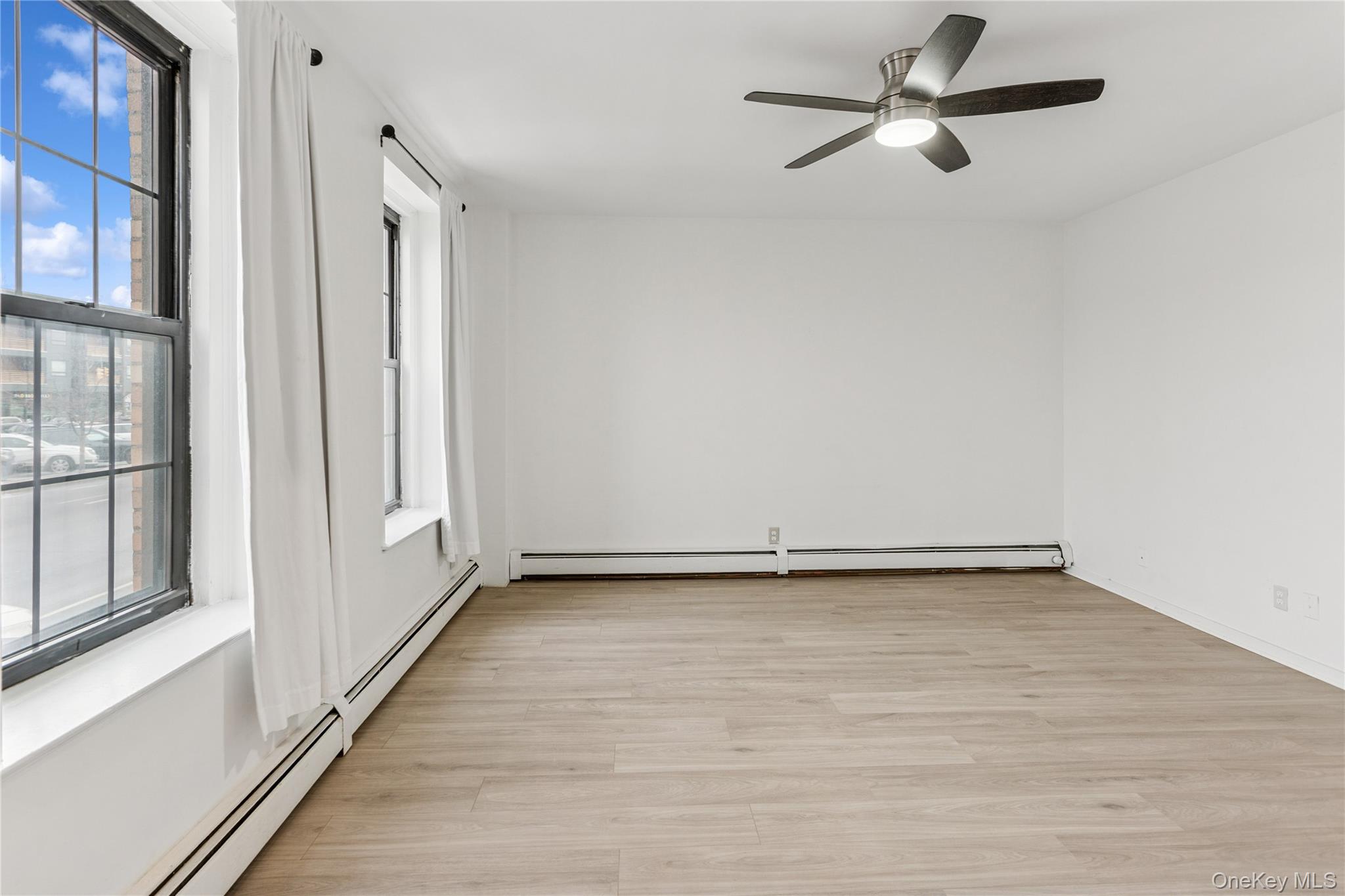 310 Riverside Boulevard Unit: 1H