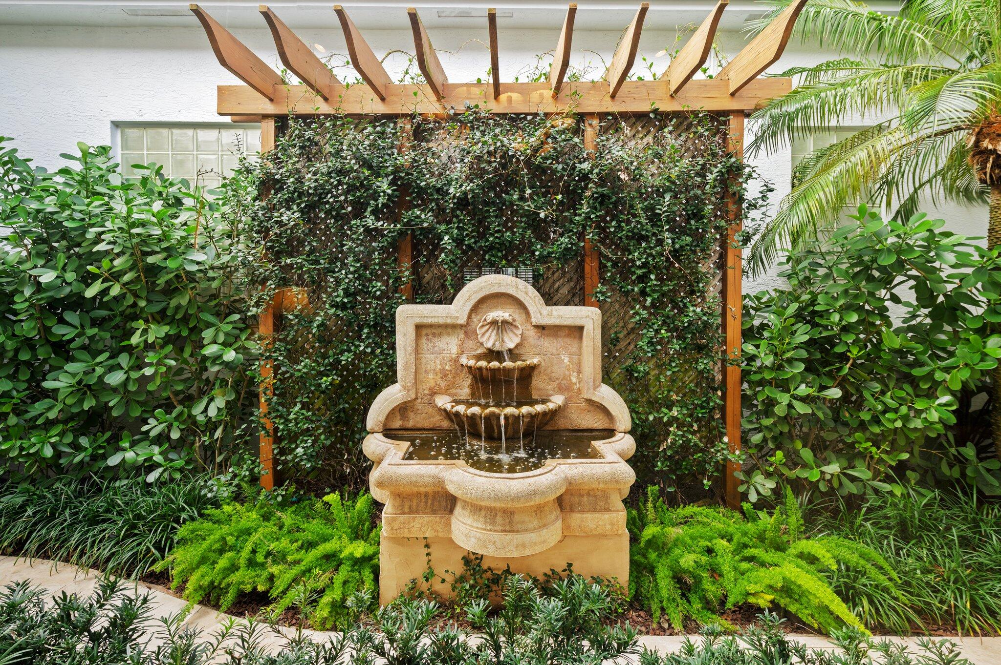 7814 Villa D Este Way