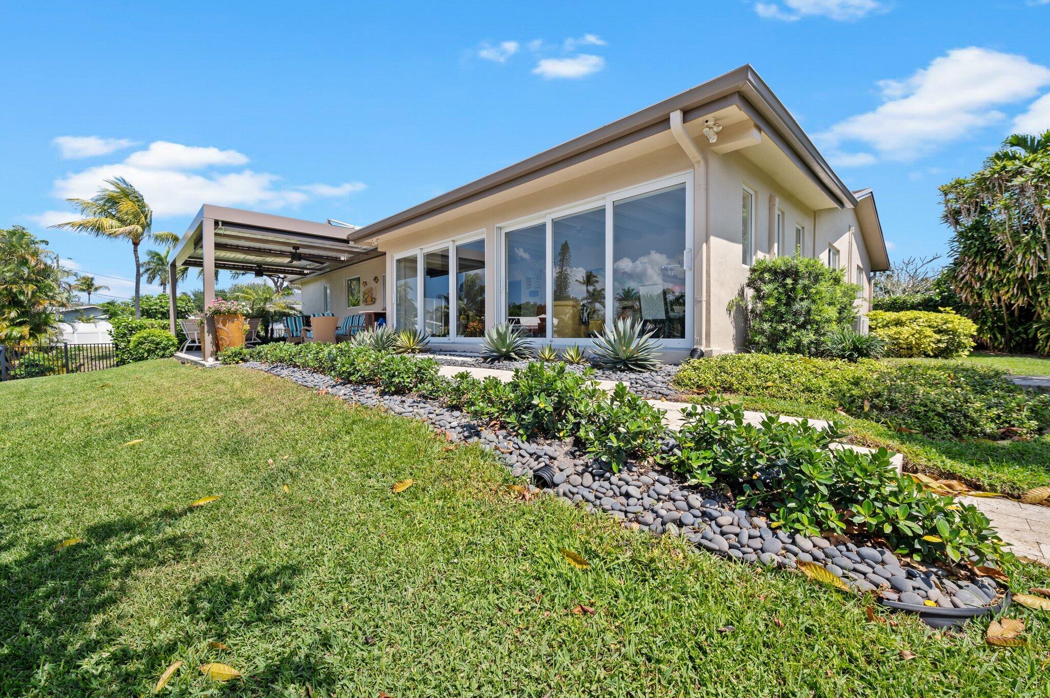825 Canal Drive