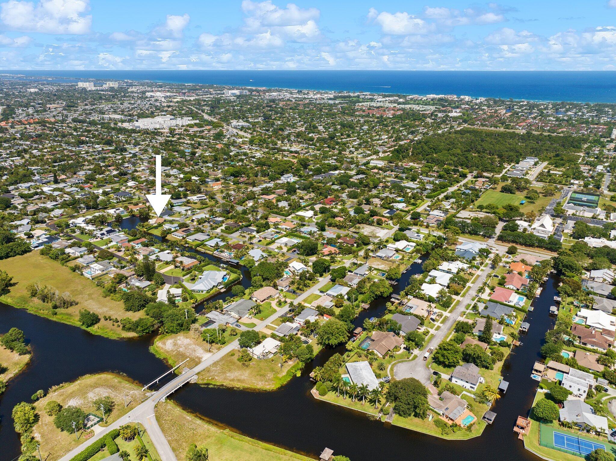 825 Canal Drive
