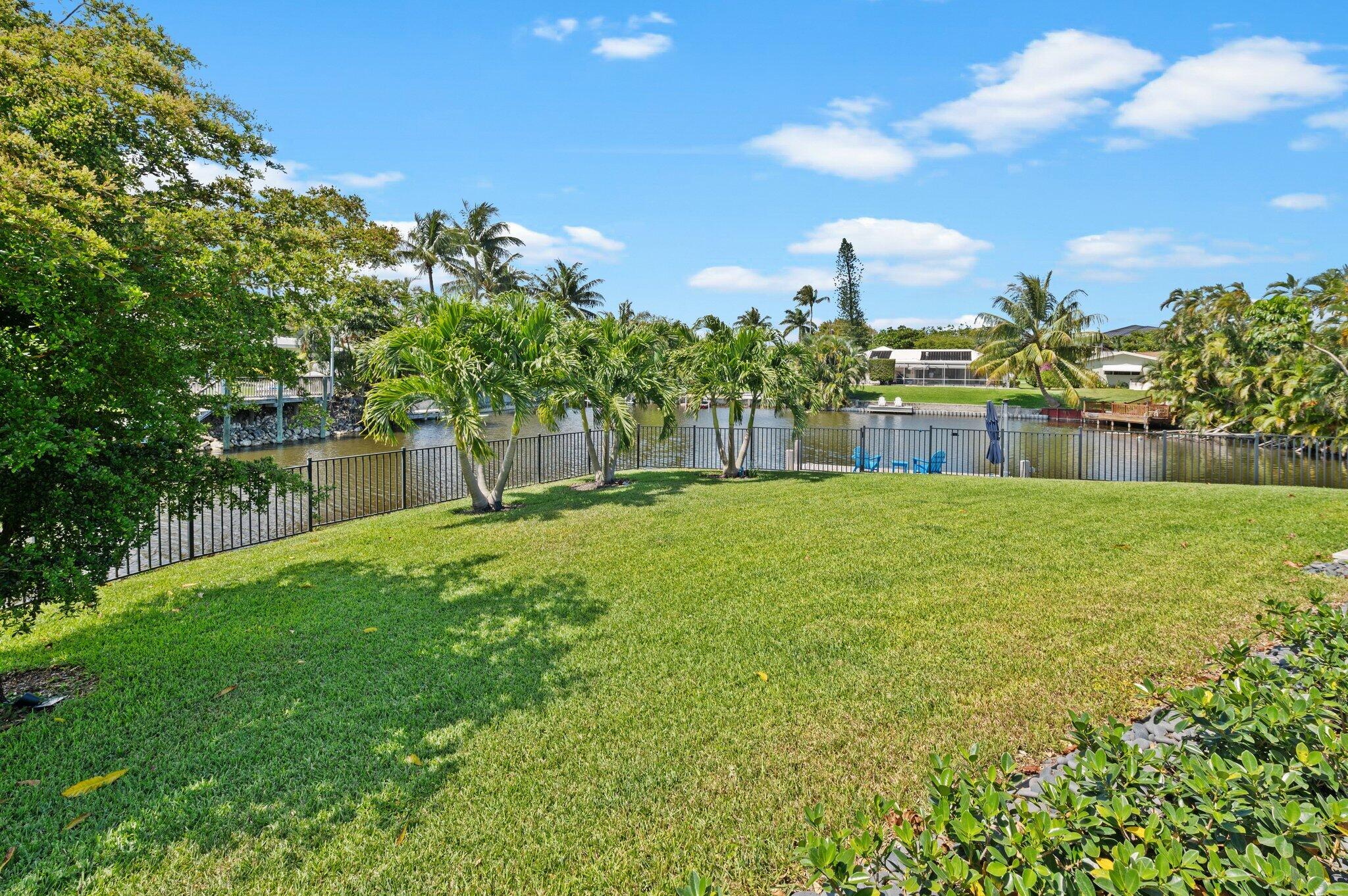 825 Canal Drive