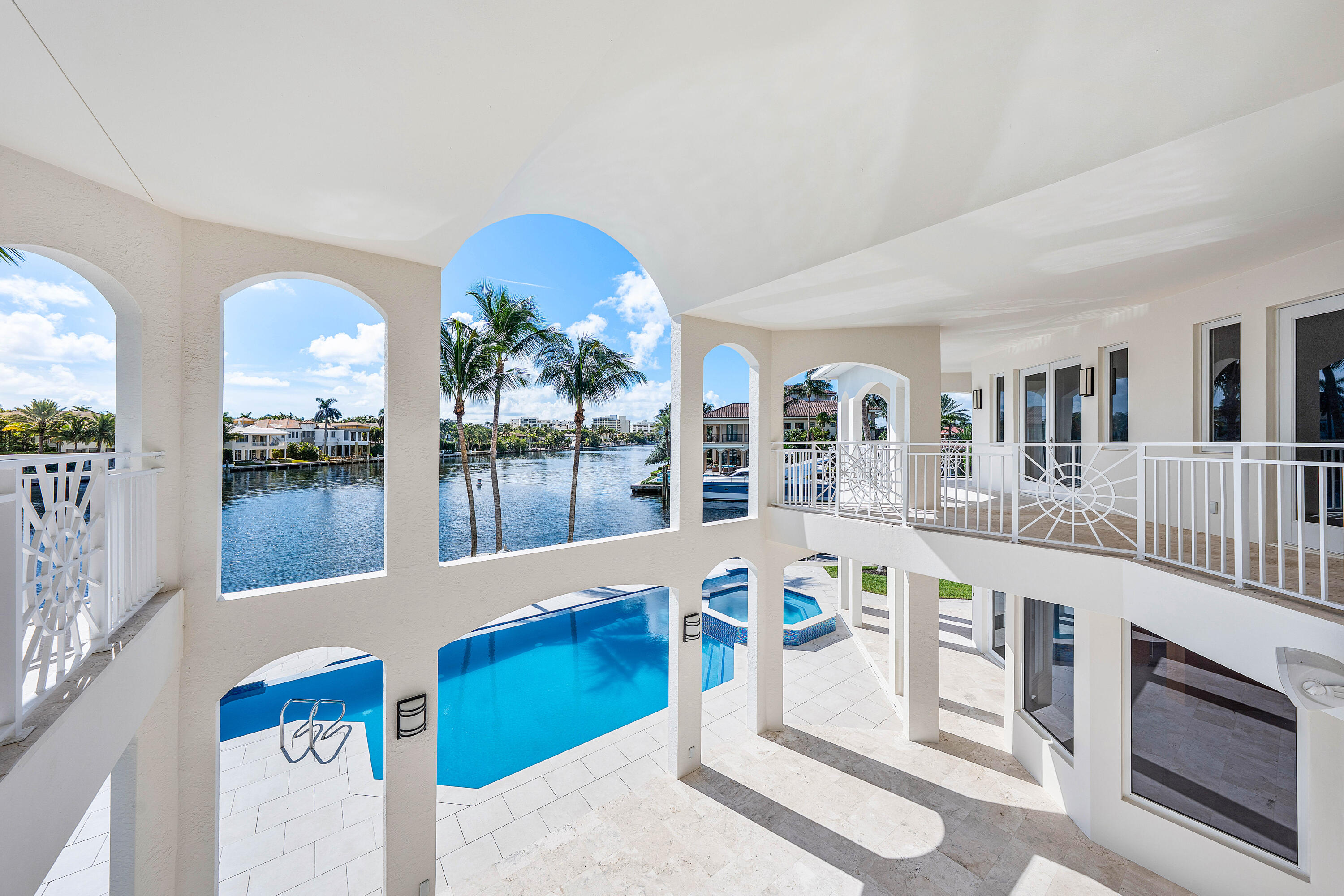 978 Dogwood Drive
