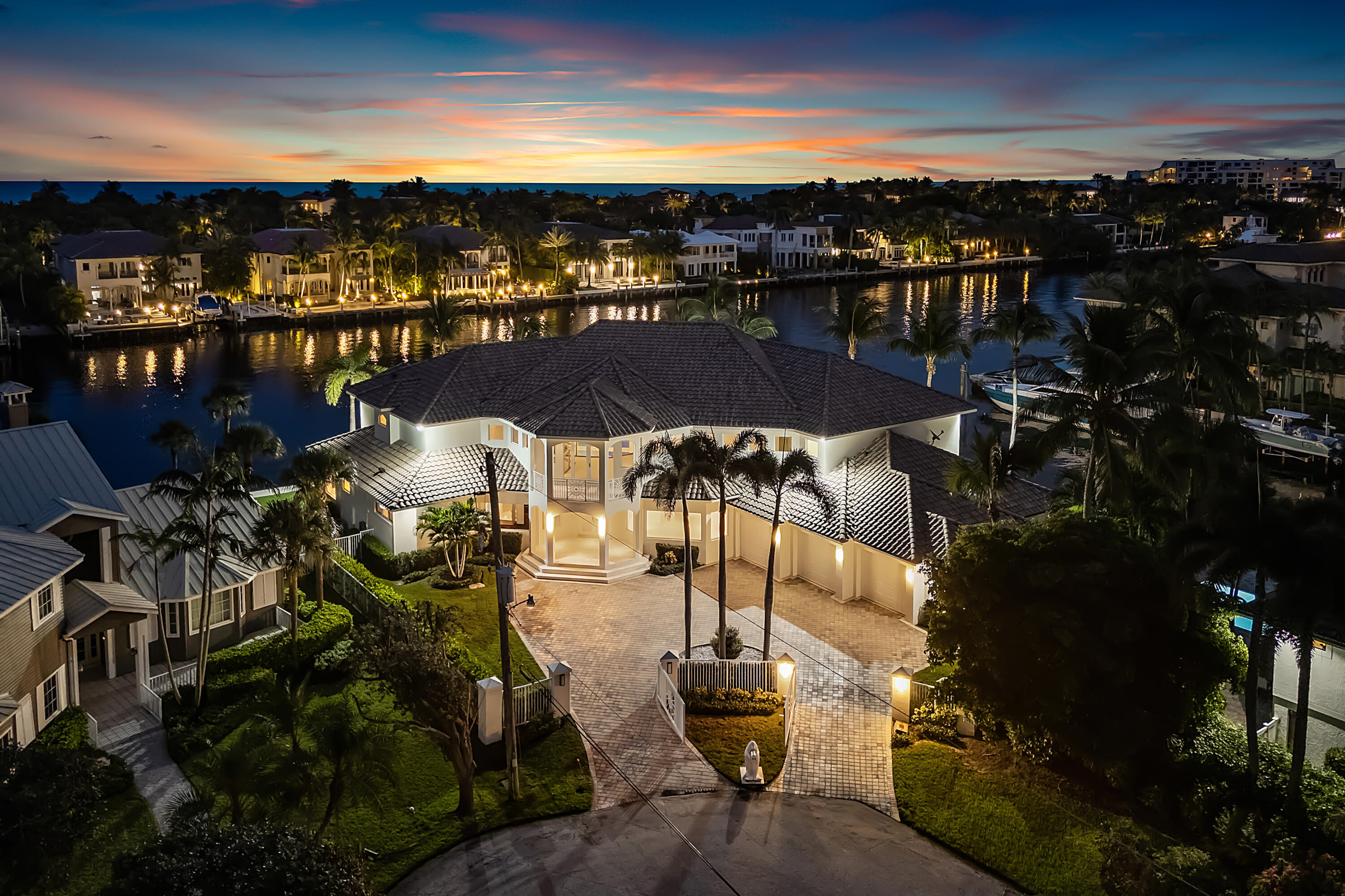 978 Dogwood Drive