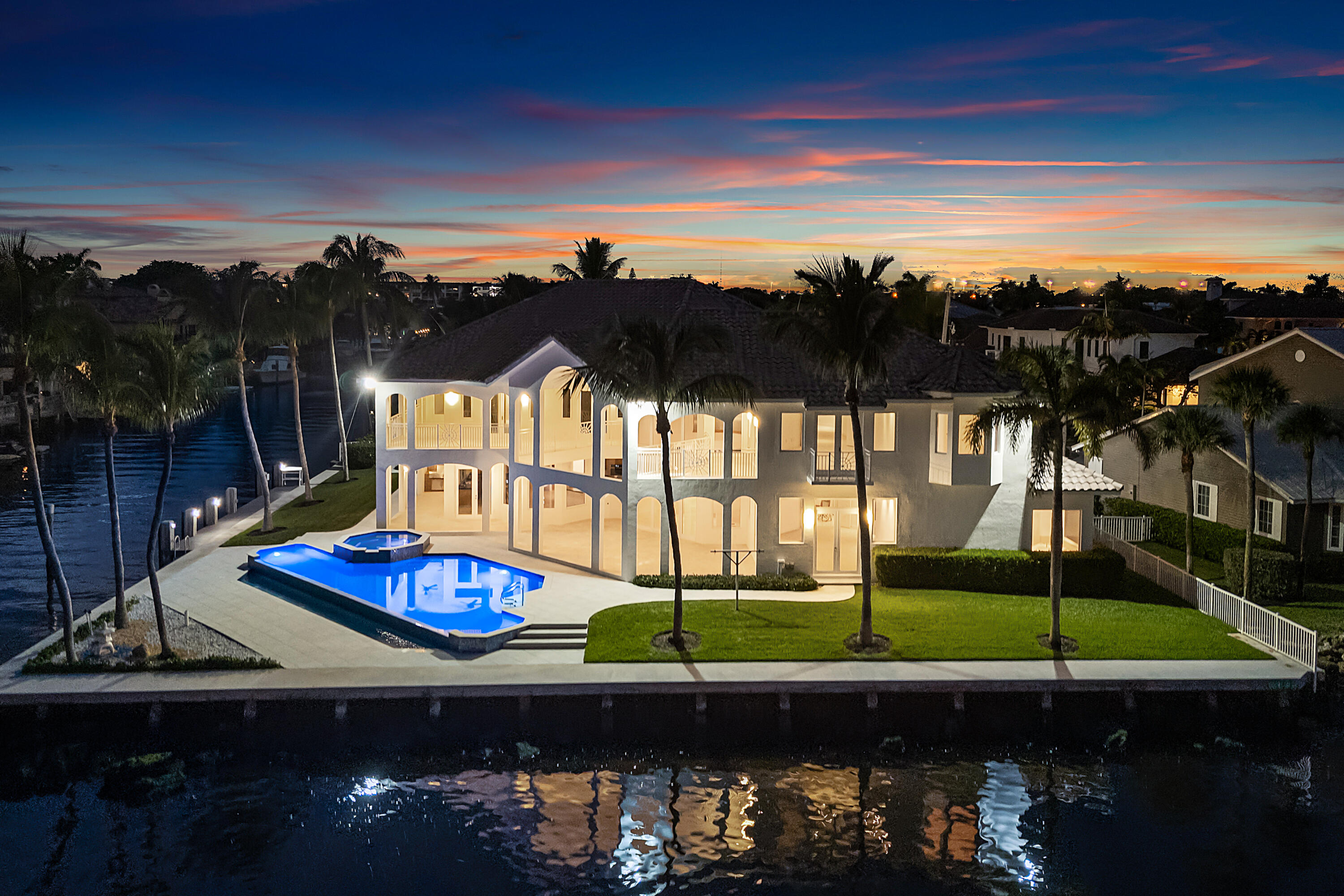 978 Dogwood Drive