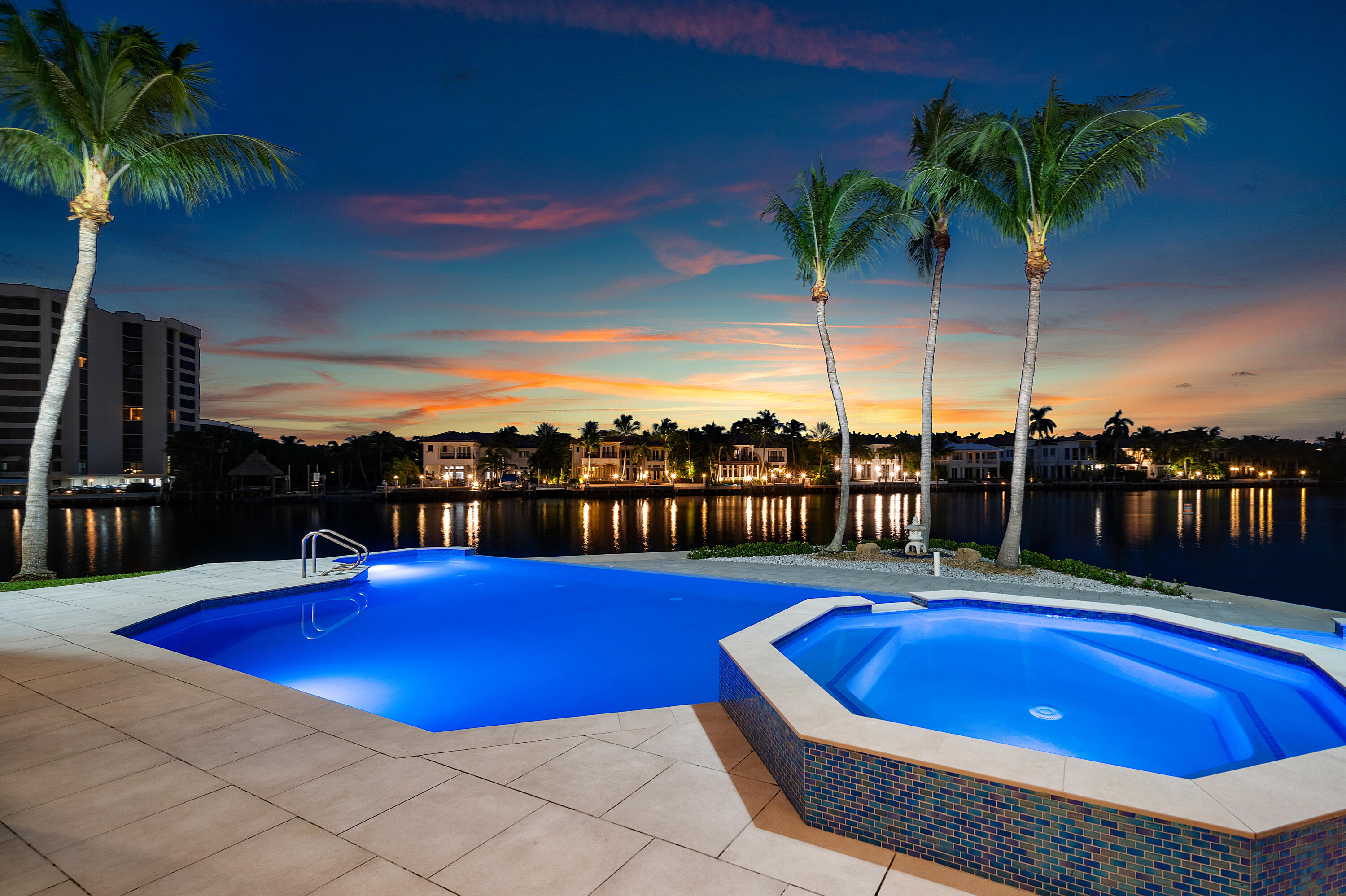 978 Dogwood Drive