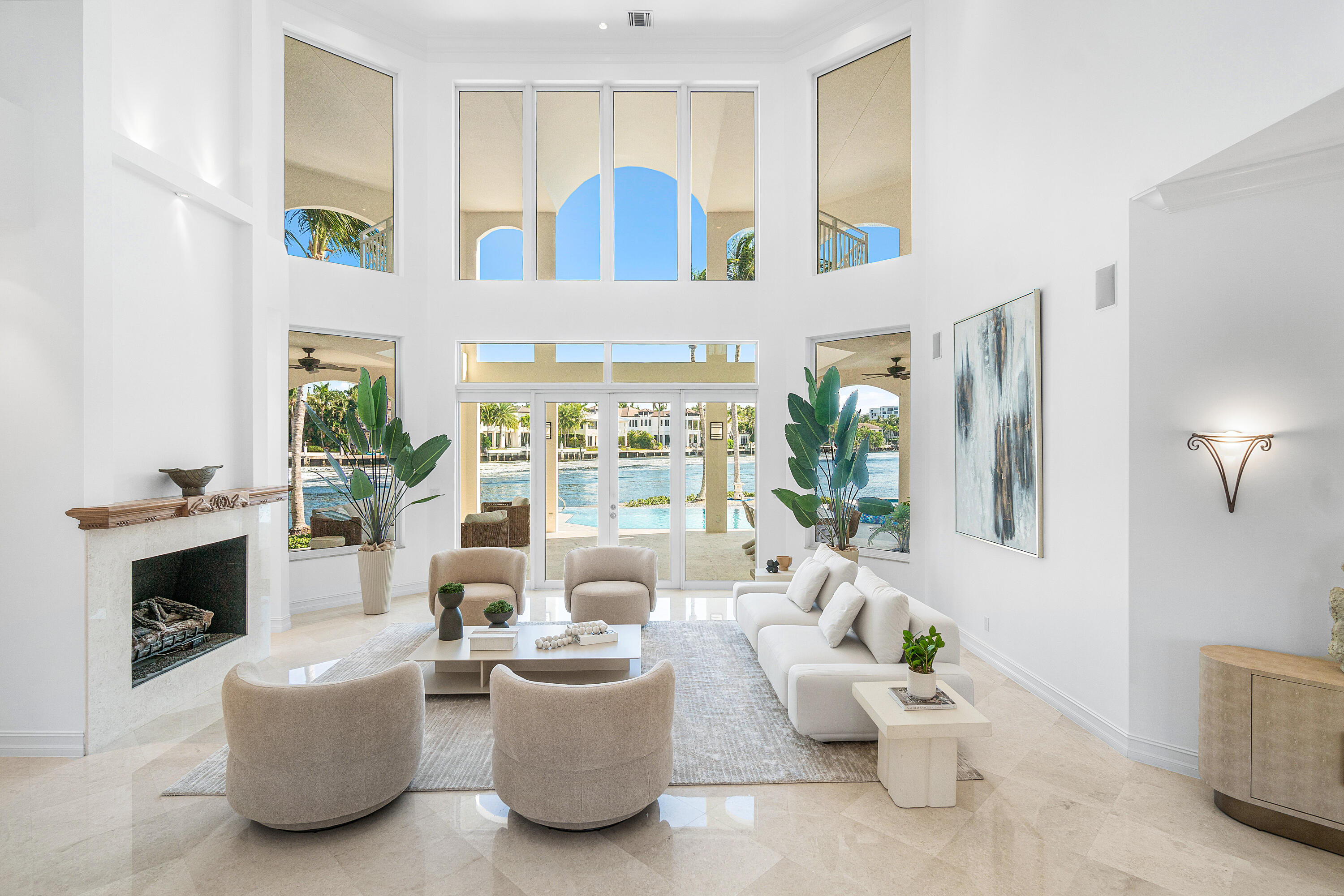 978 Dogwood Drive