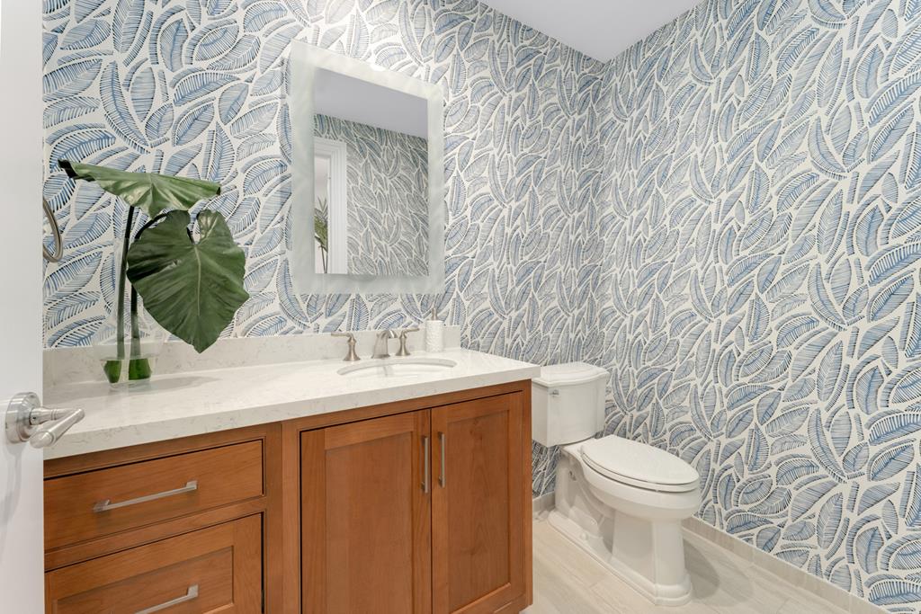 1 Residence Lane A-PH5