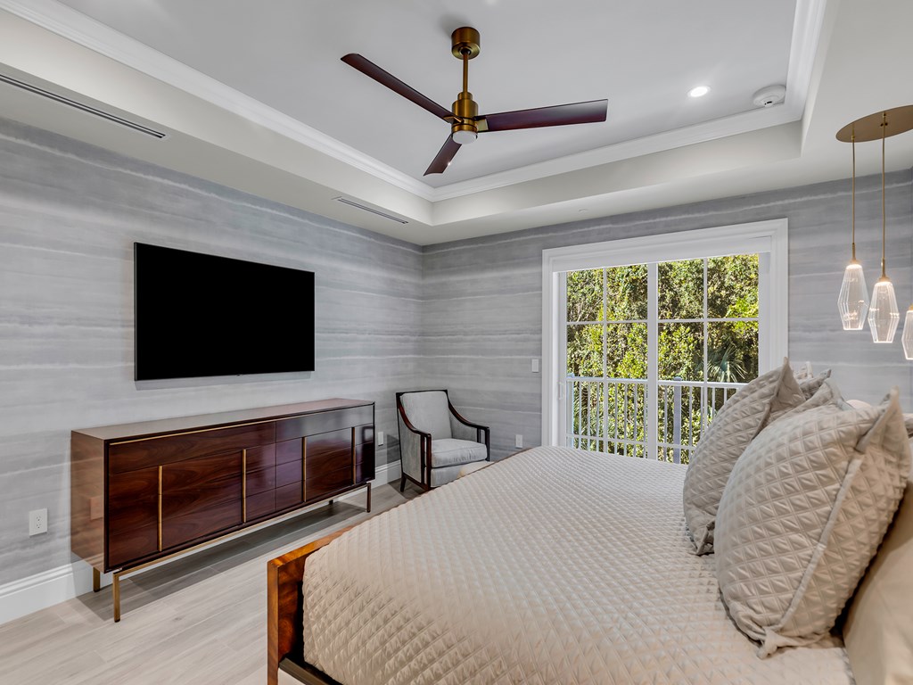 1 Residence Lane 207