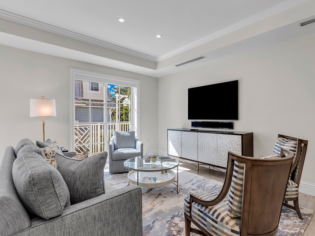 1 Residence Lane 207
