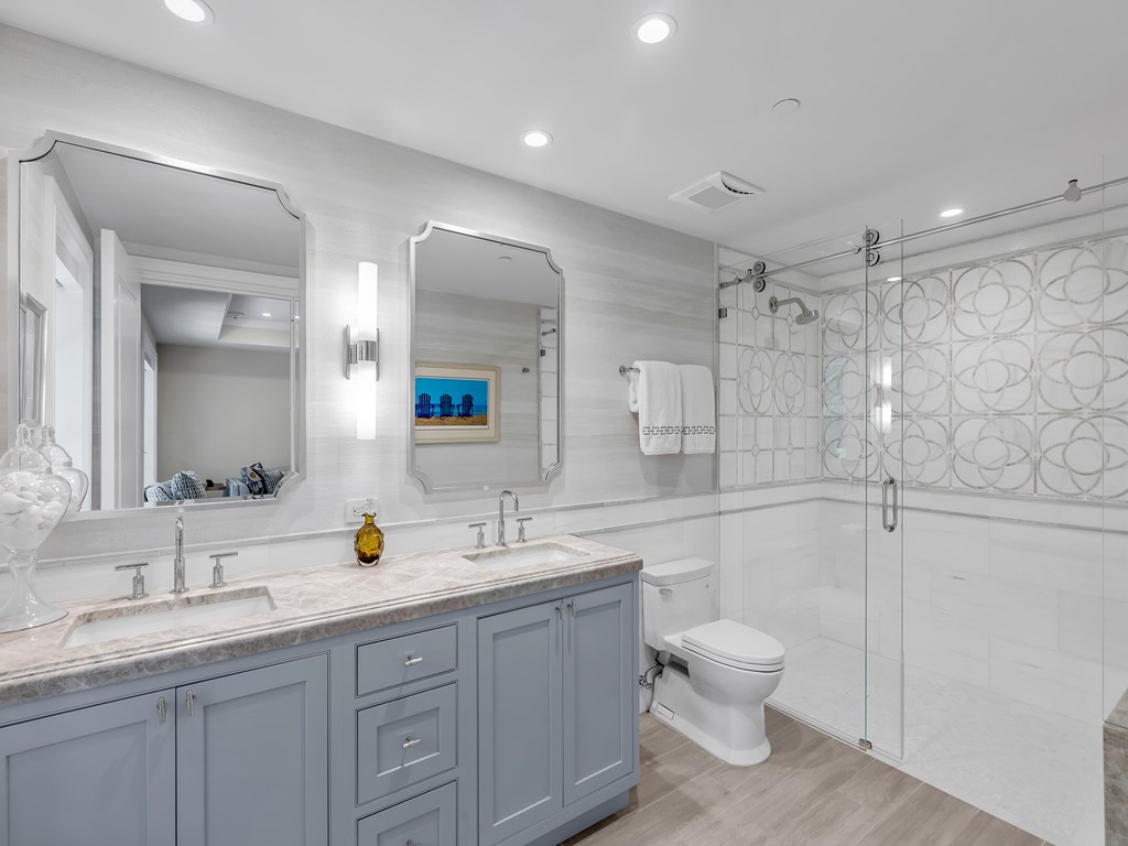 1 Residence Lane 207
