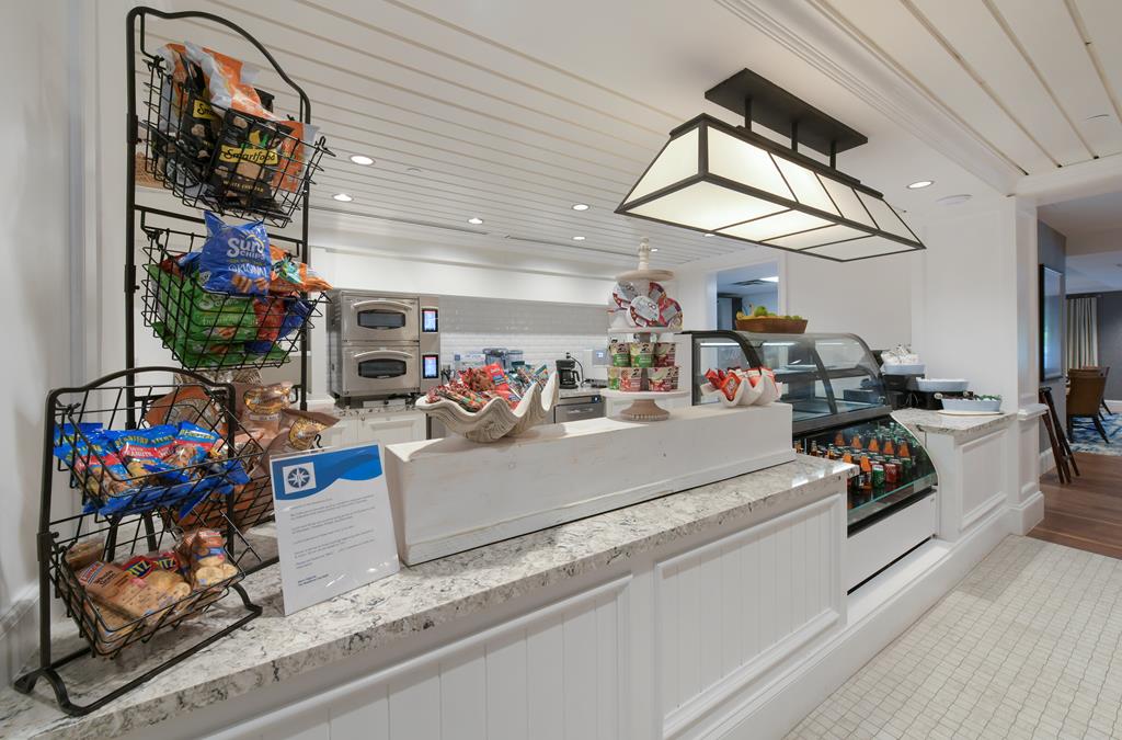 1 Residence Lane 209B