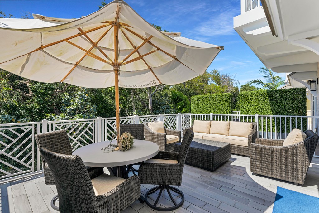 1 Residence Lane 209B