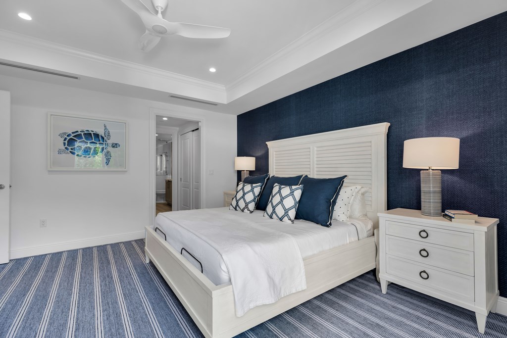 1 Residence Lane 209B