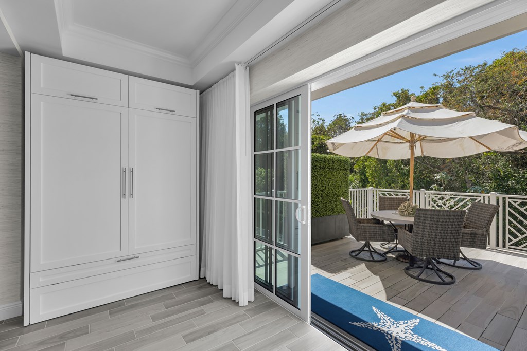 1 Residence Lane 209B