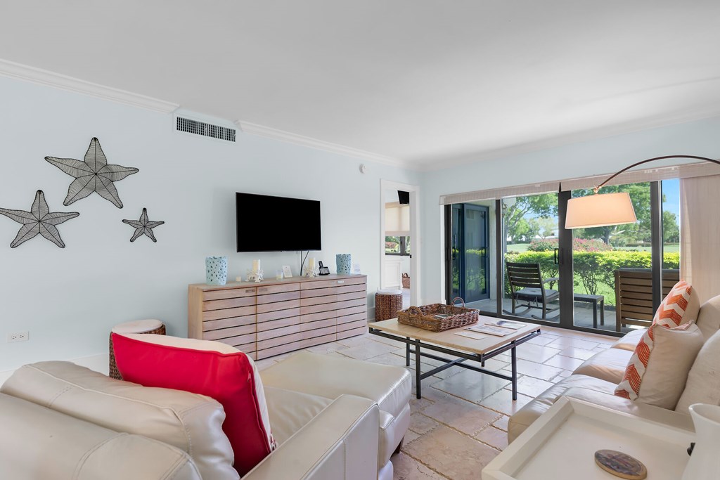 28 Lakeside Lane A