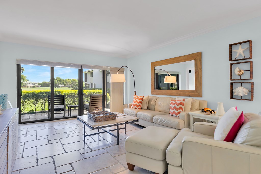 28 Lakeside Lane A
