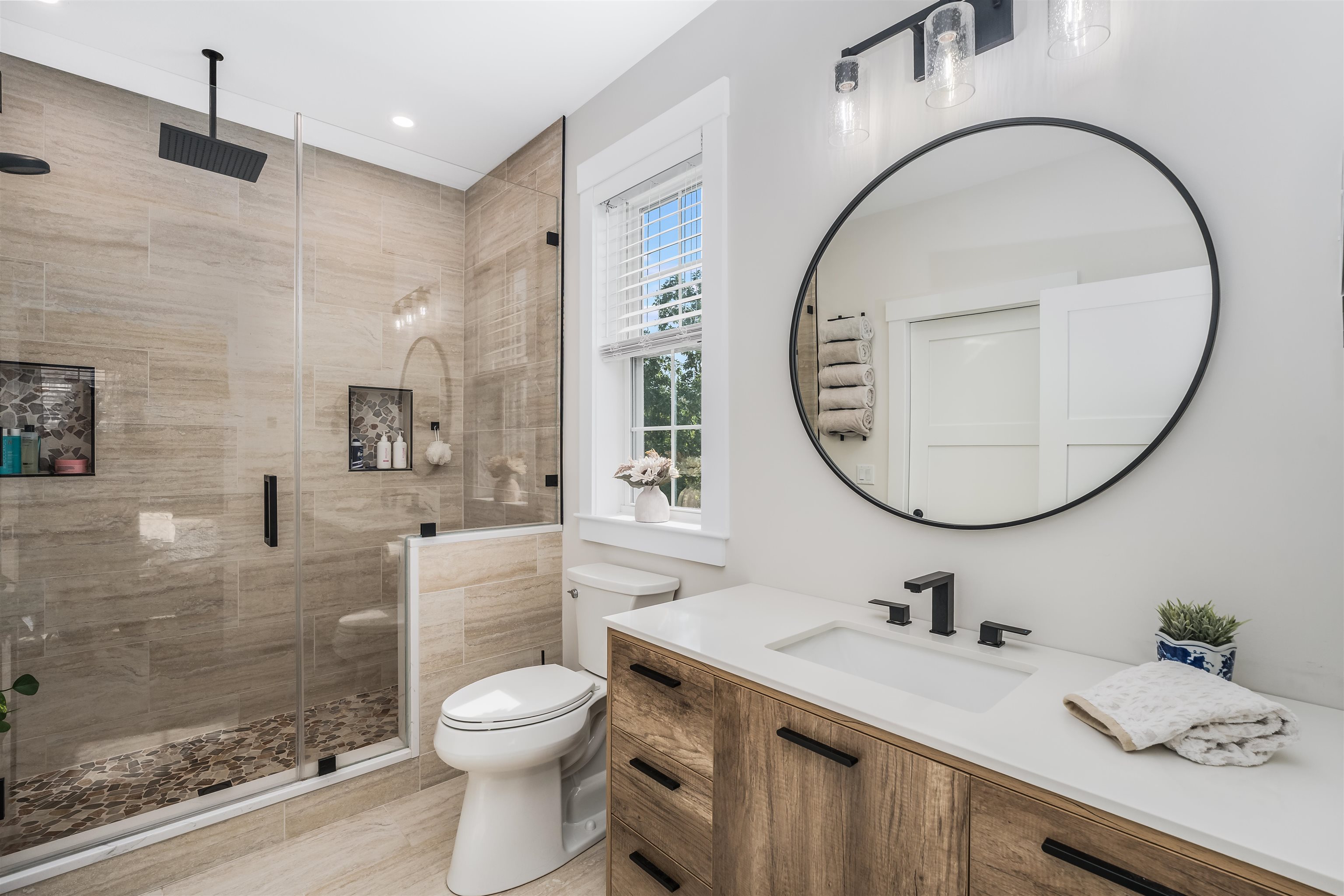 87 South Main Street Unit: Unit 2