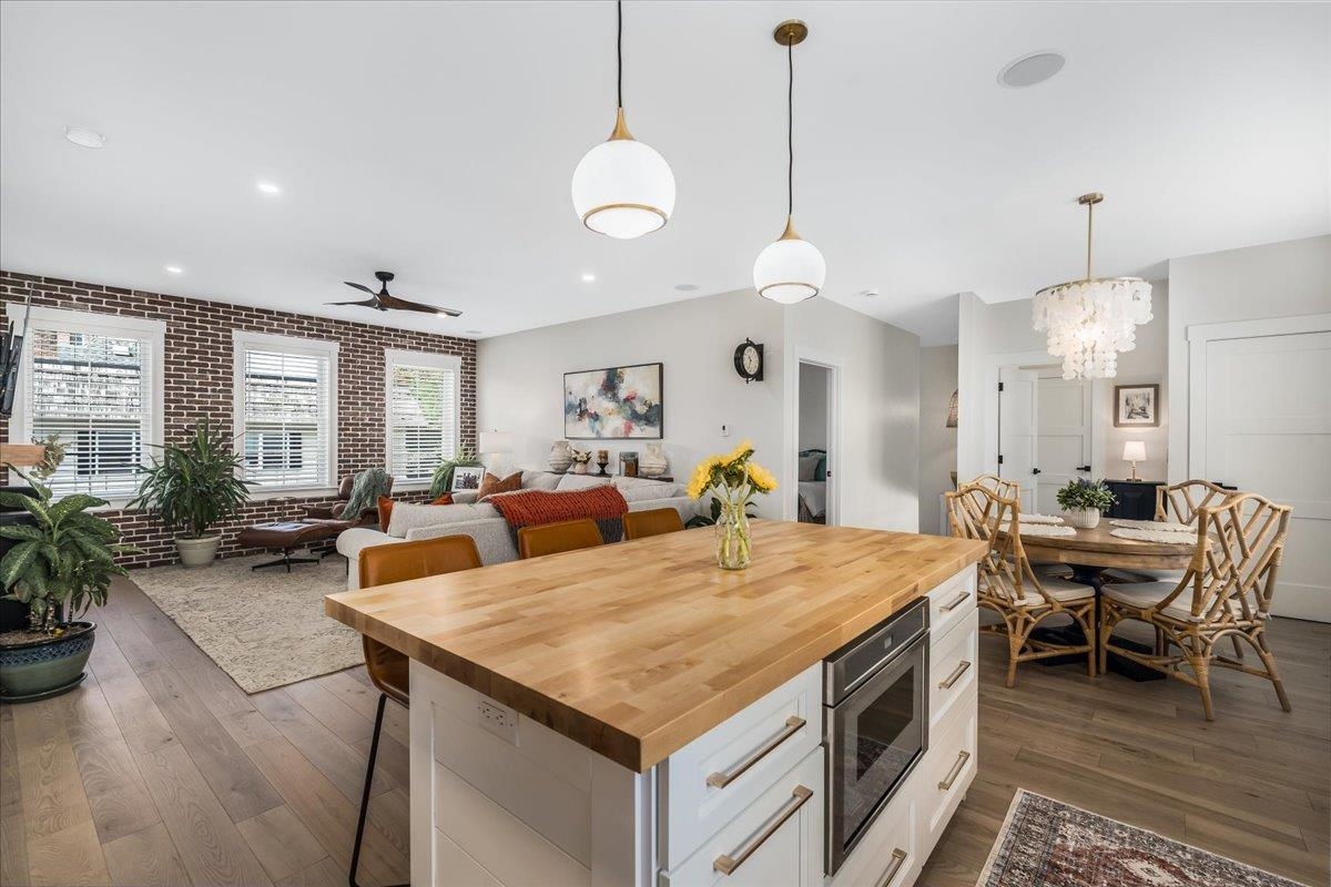 87 South Main Street Unit: Unit 2