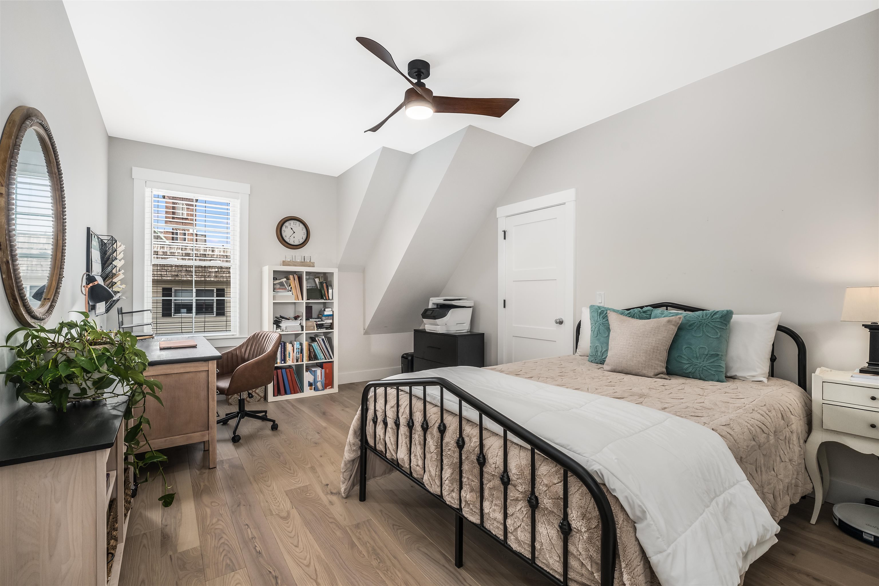 87 South Main Street Unit: Unit 2