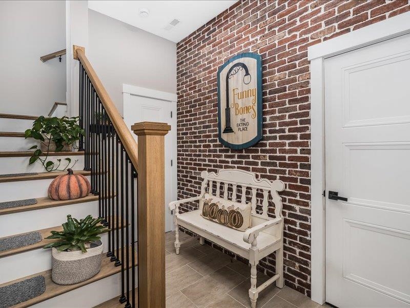 87 South Main Street